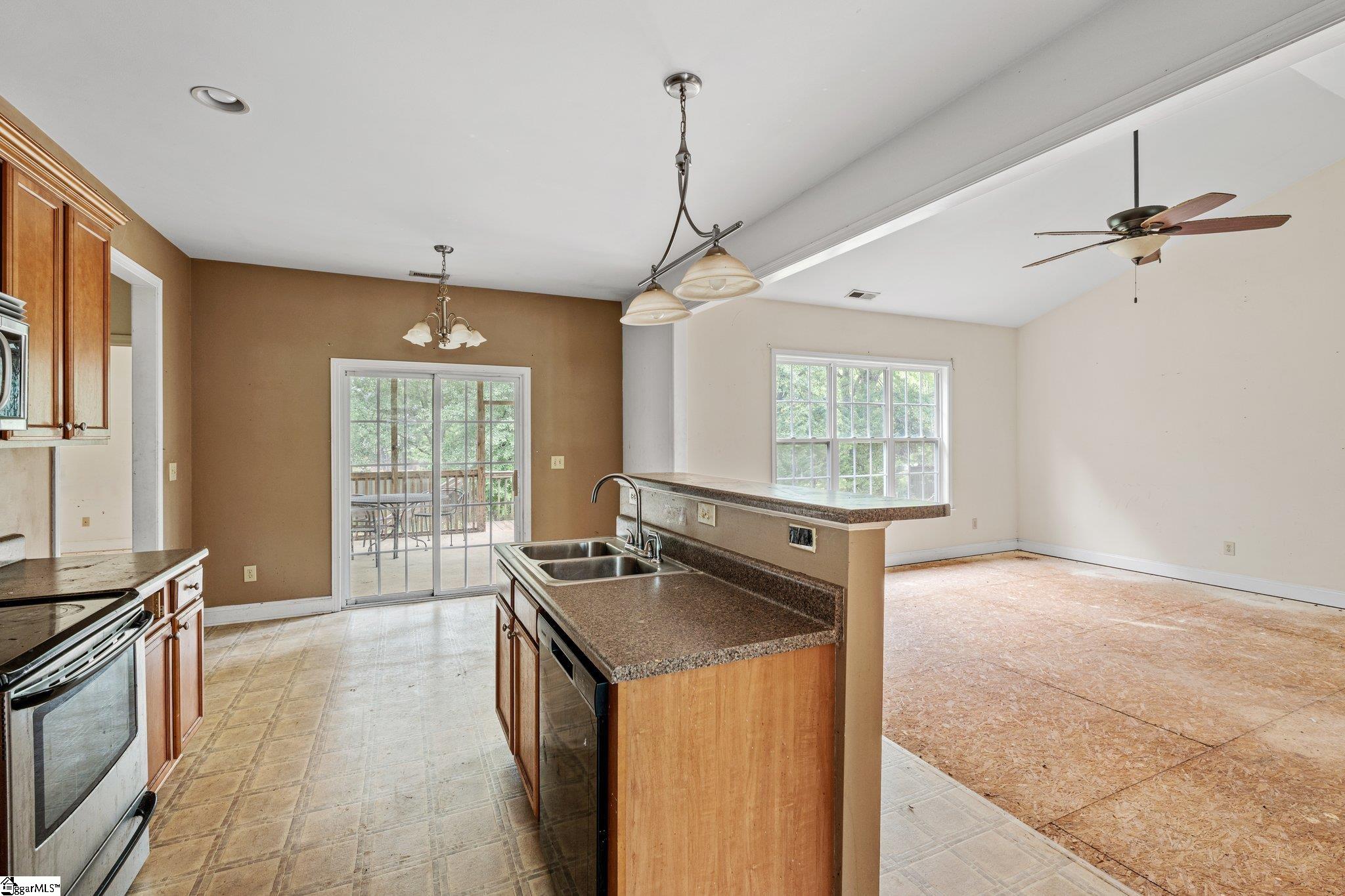 90 Holly Tree Circle