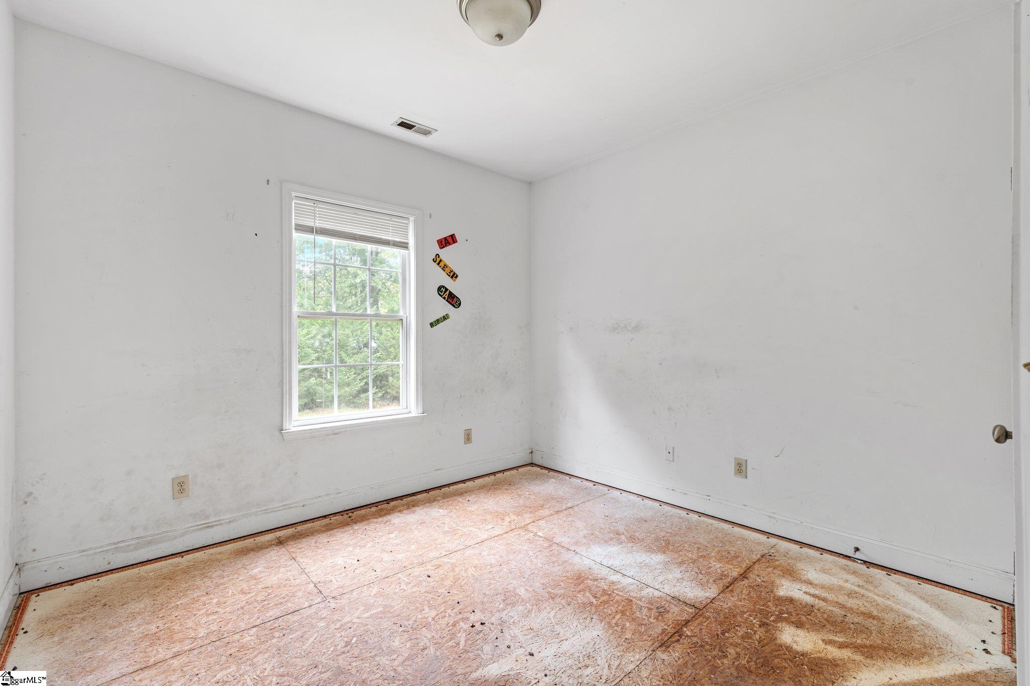 90 Holly Tree Circle