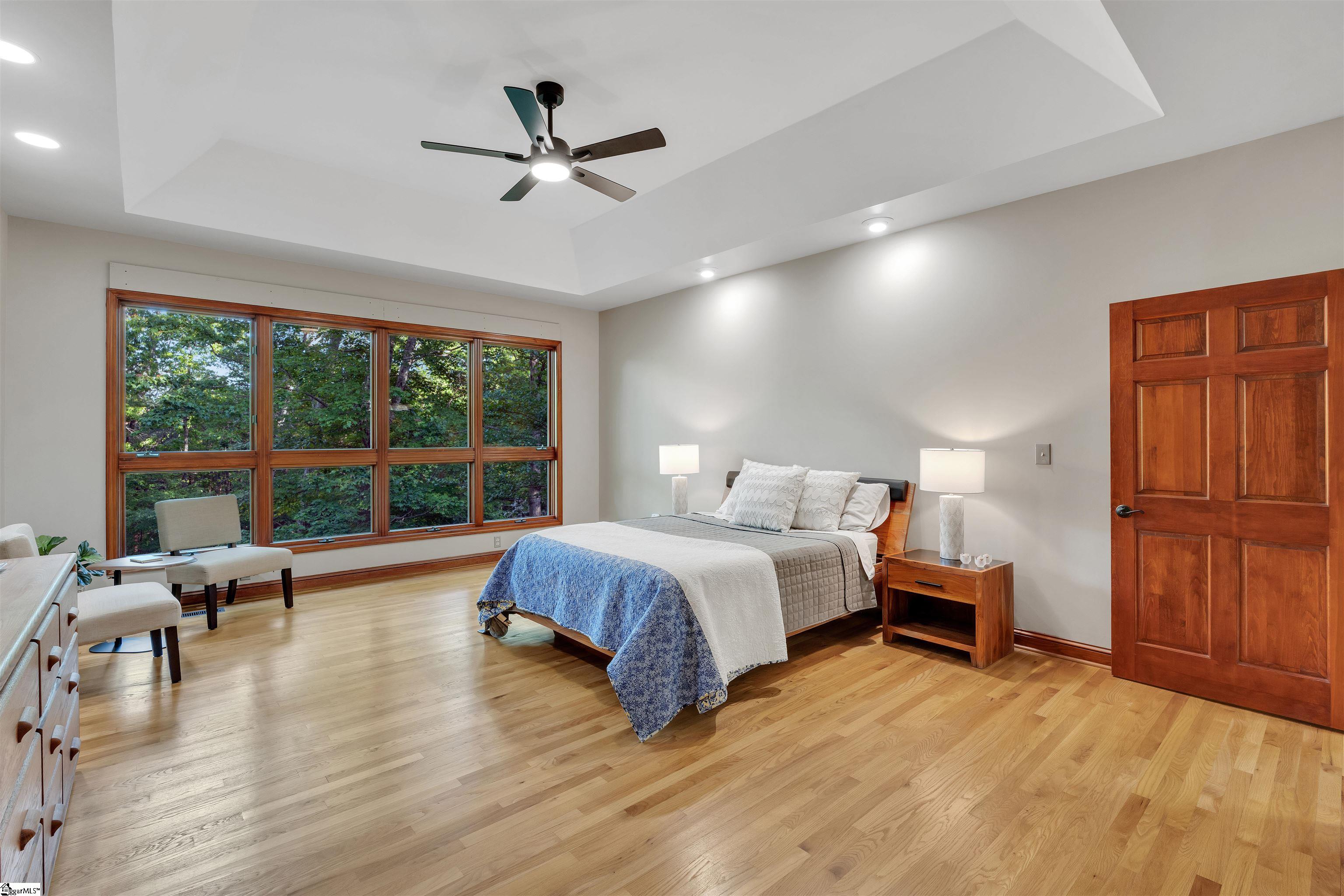 101 Glen Hollow Road