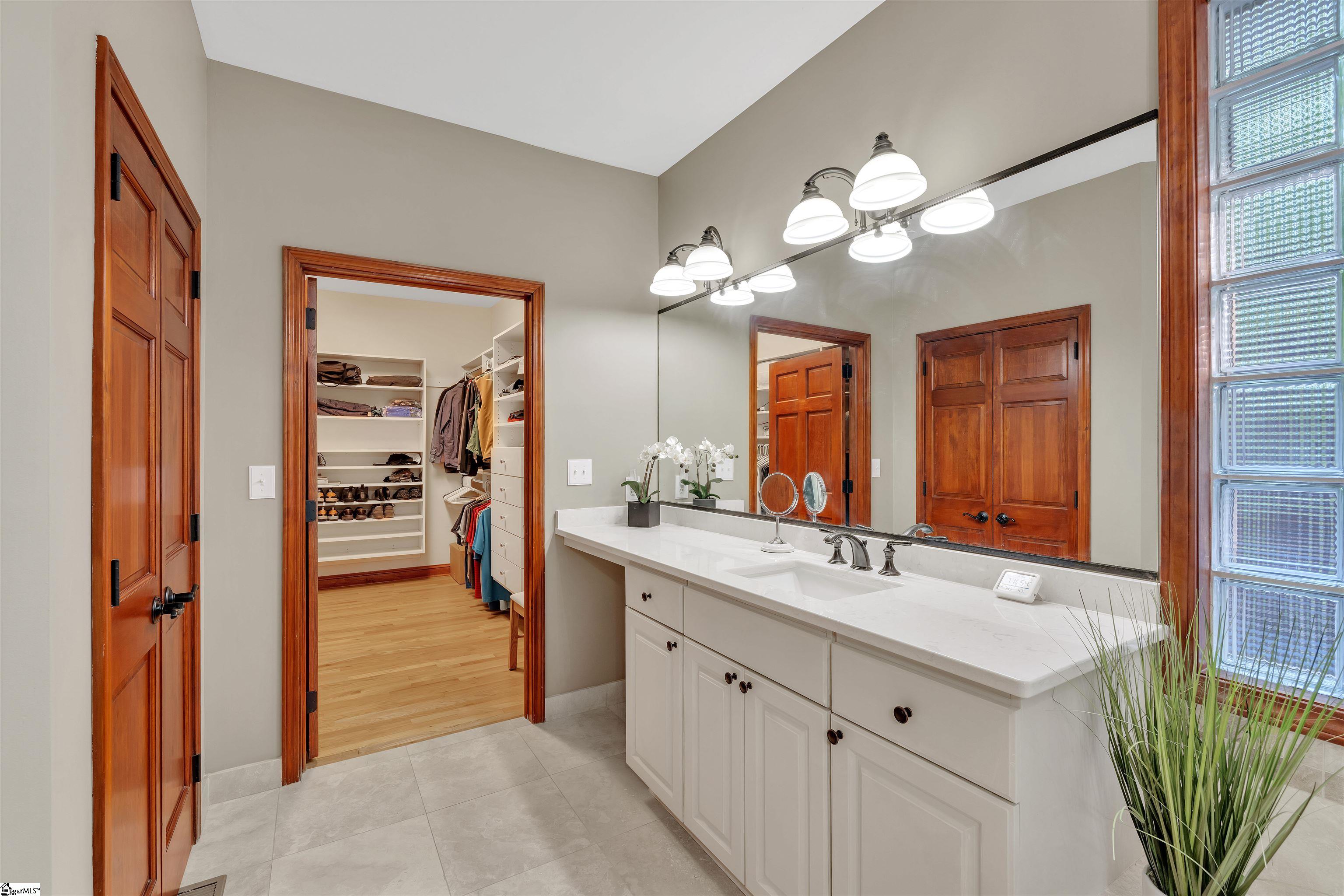 101 Glen Hollow Road