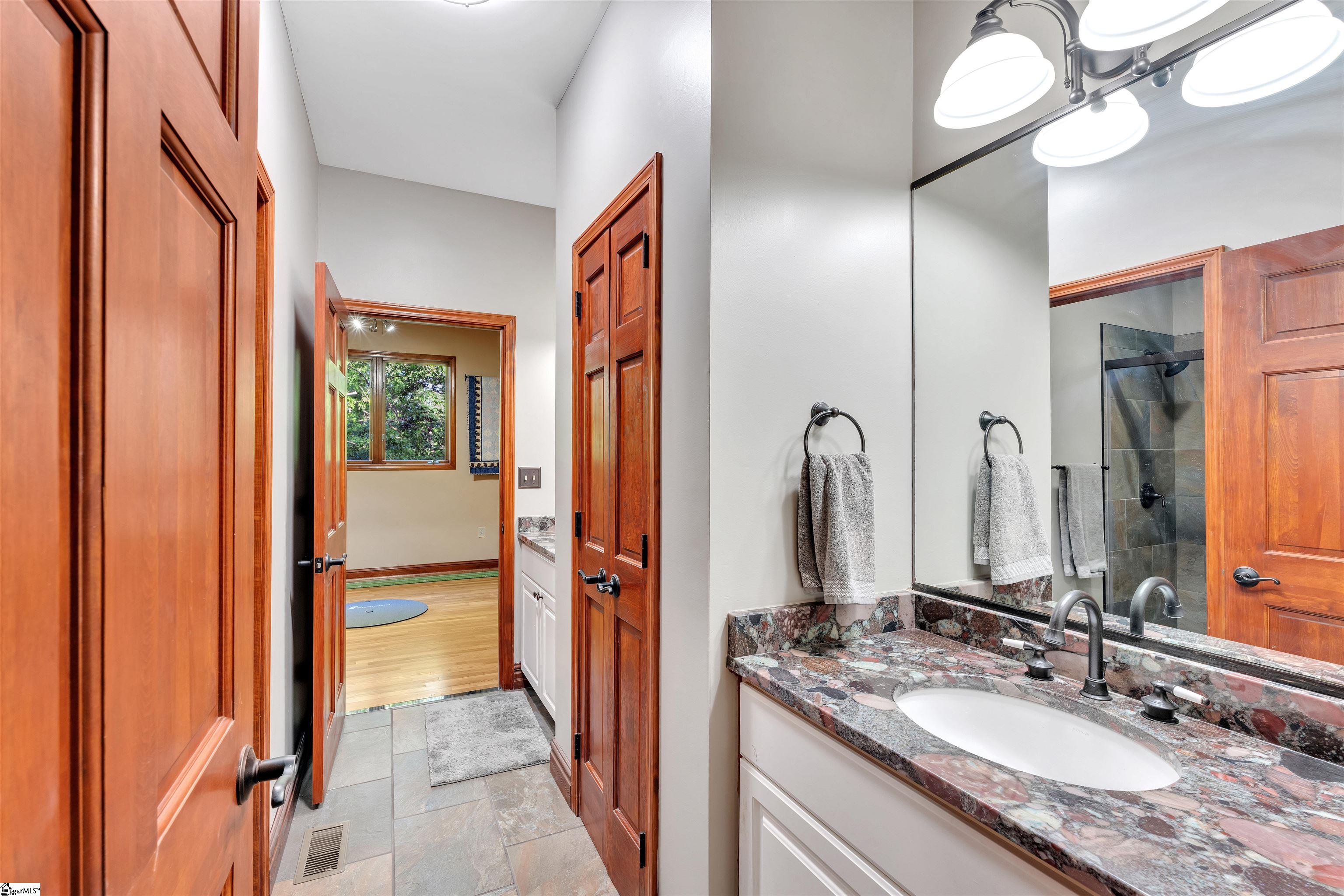 101 Glen Hollow Road