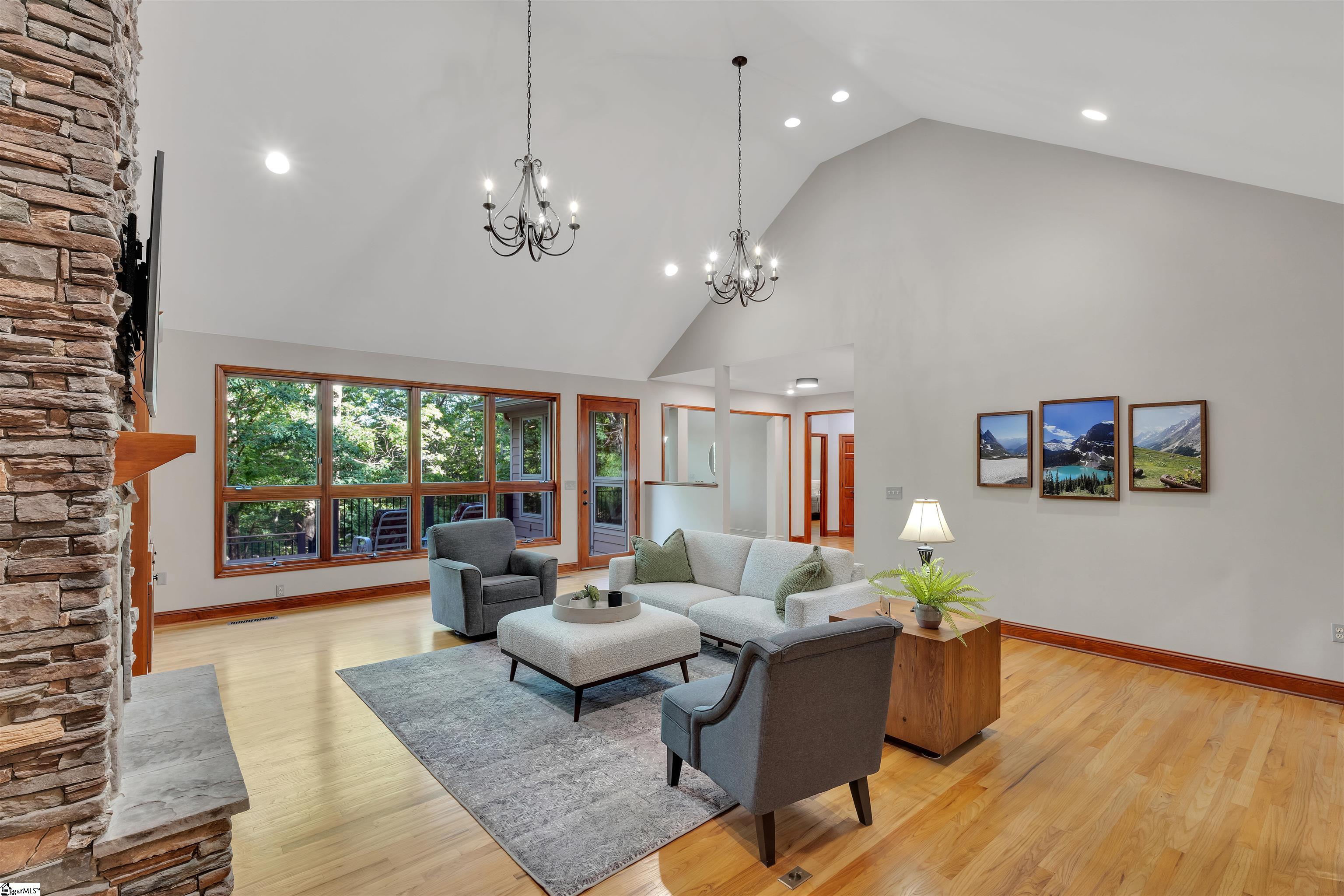 101 Glen Hollow Road