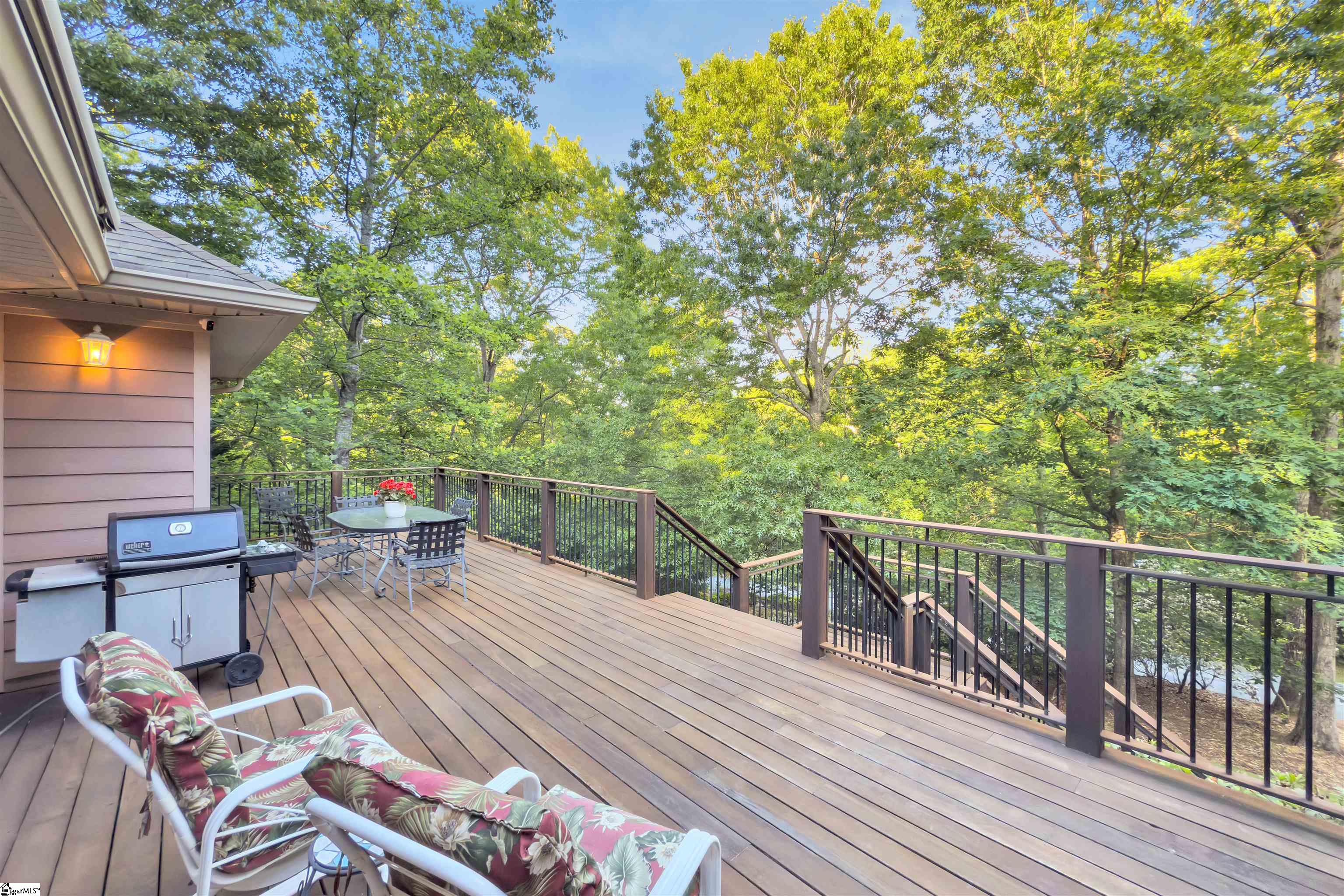 101 Glen Hollow Road