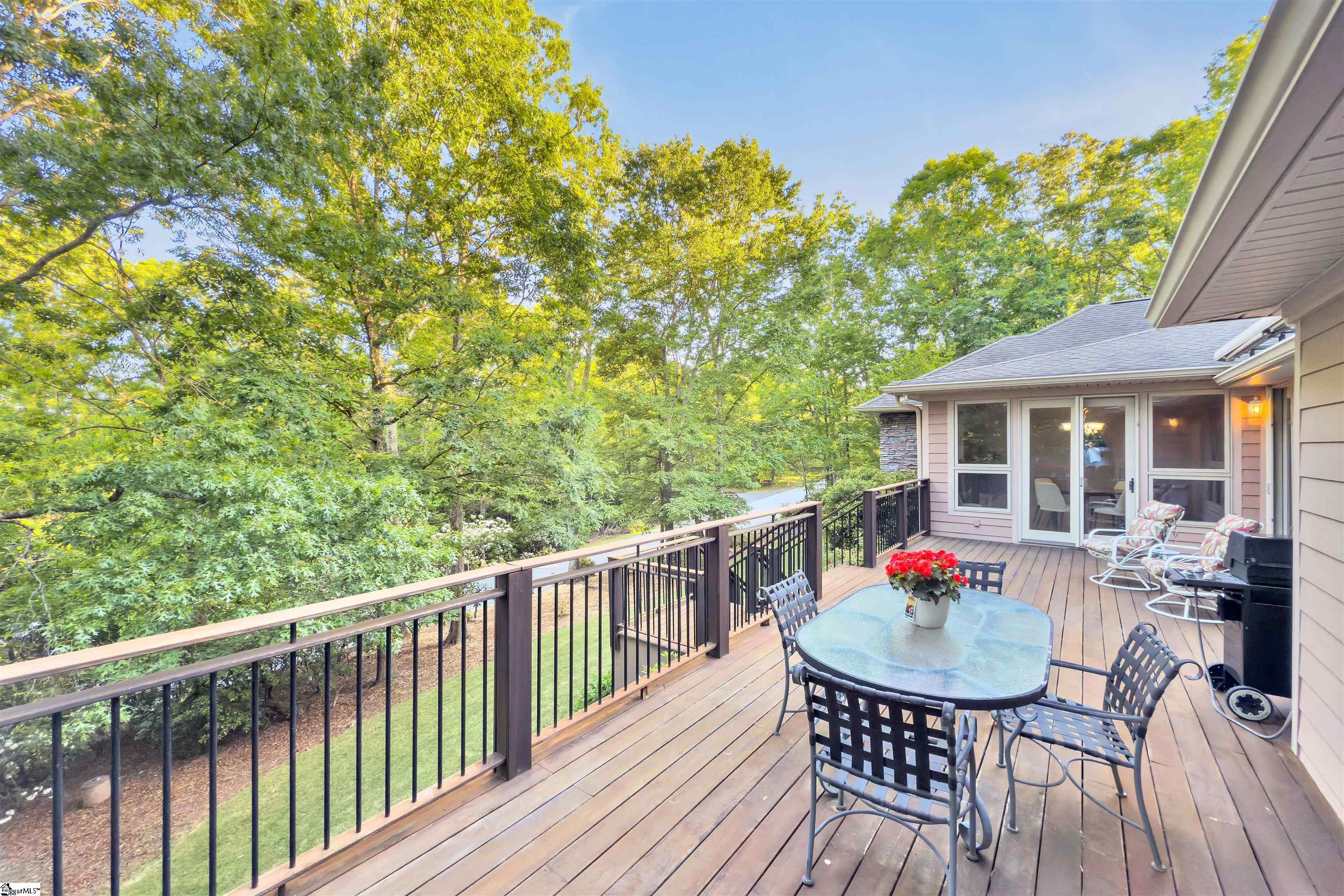 101 Glen Hollow Road