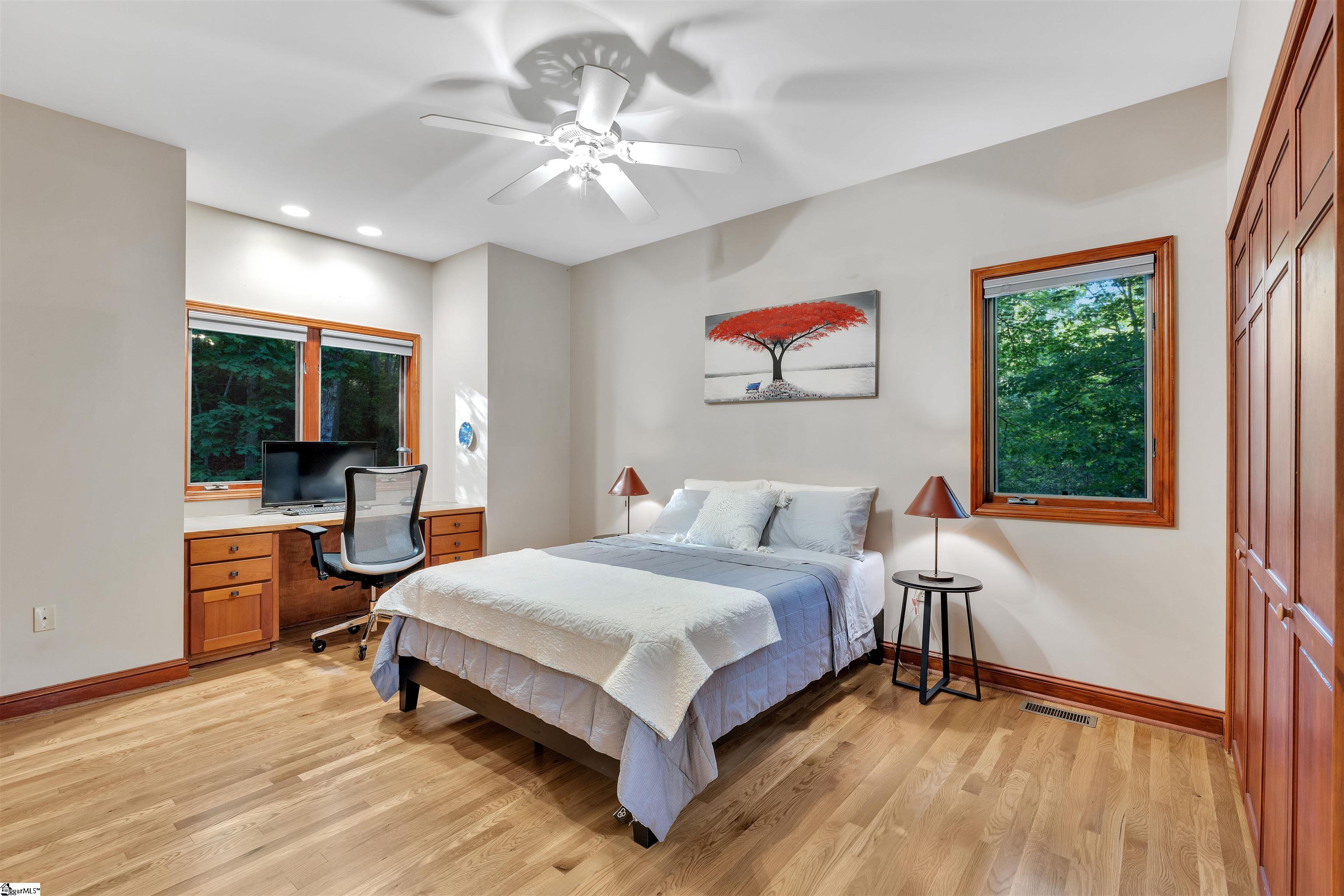 101 Glen Hollow Road