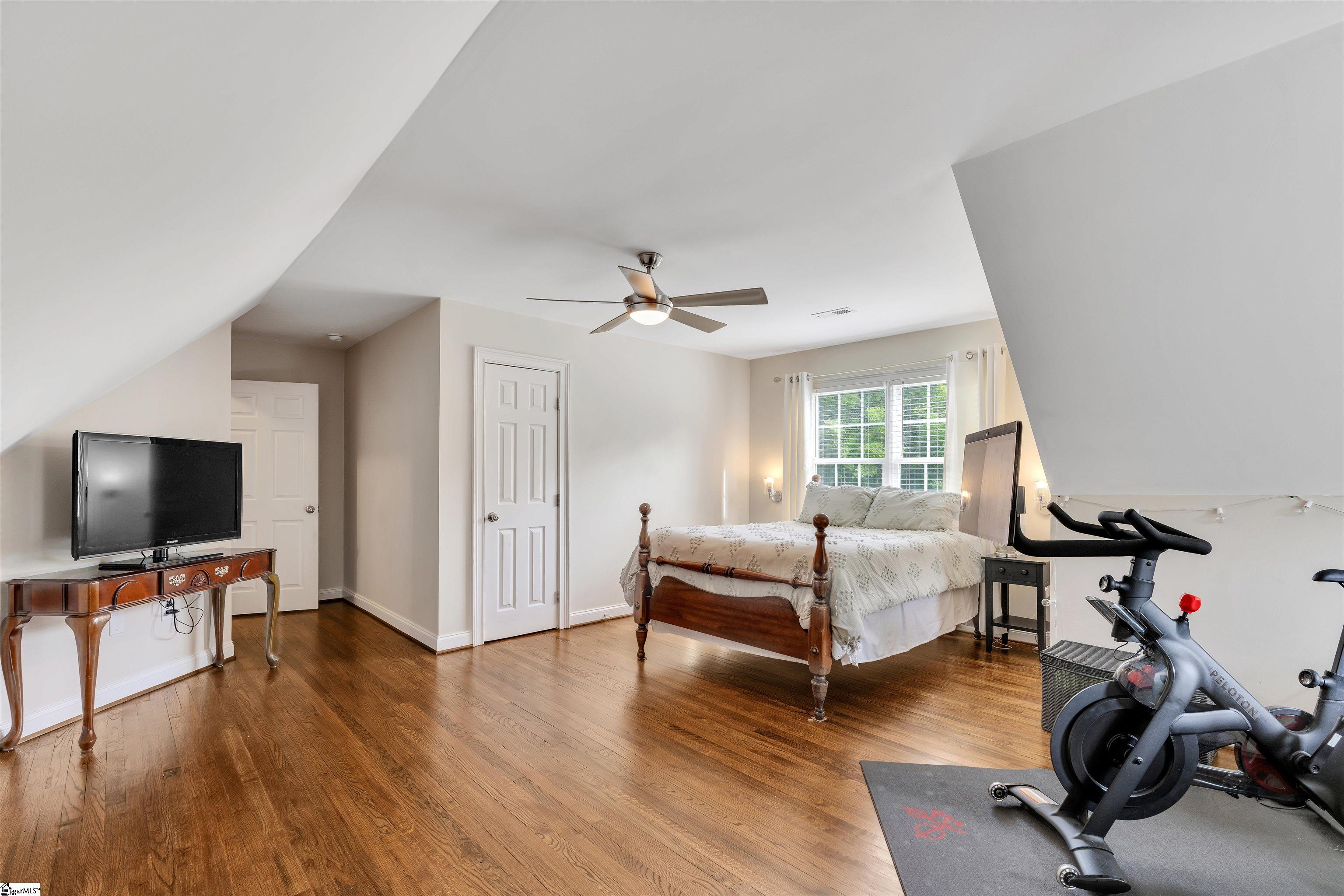 115 Red Maple Circle