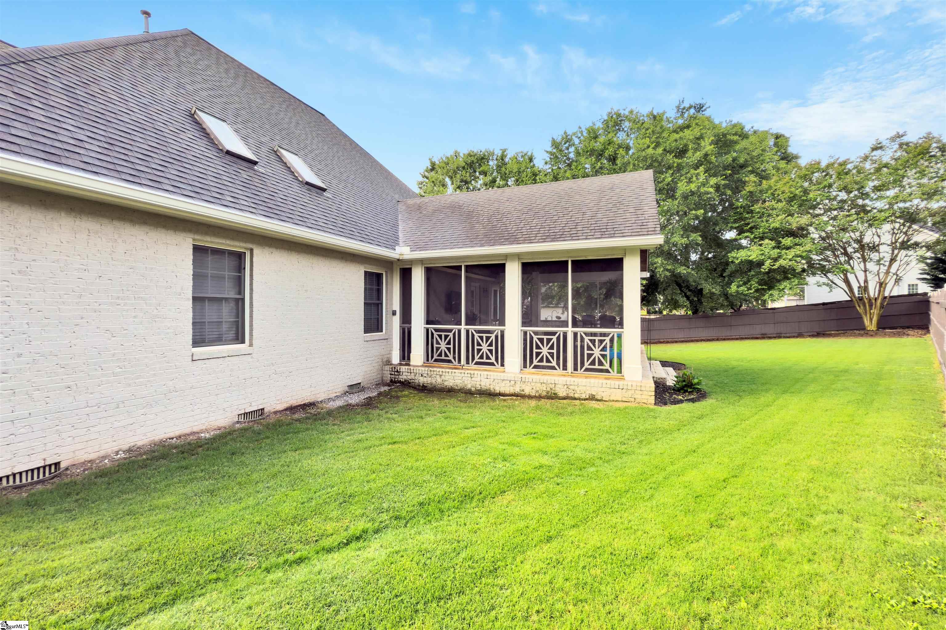 115 Red Maple Circle