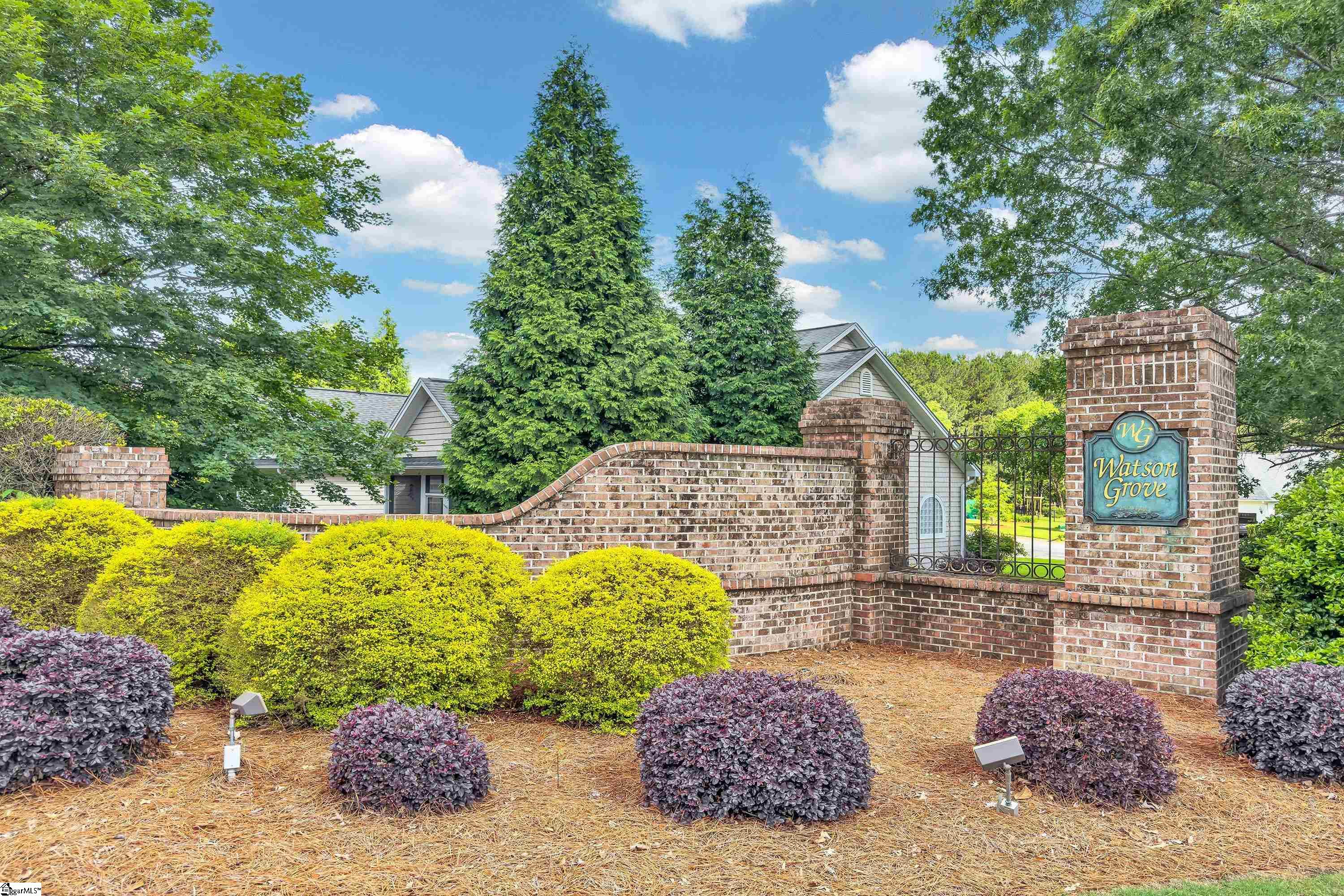 115 Red Maple Circle