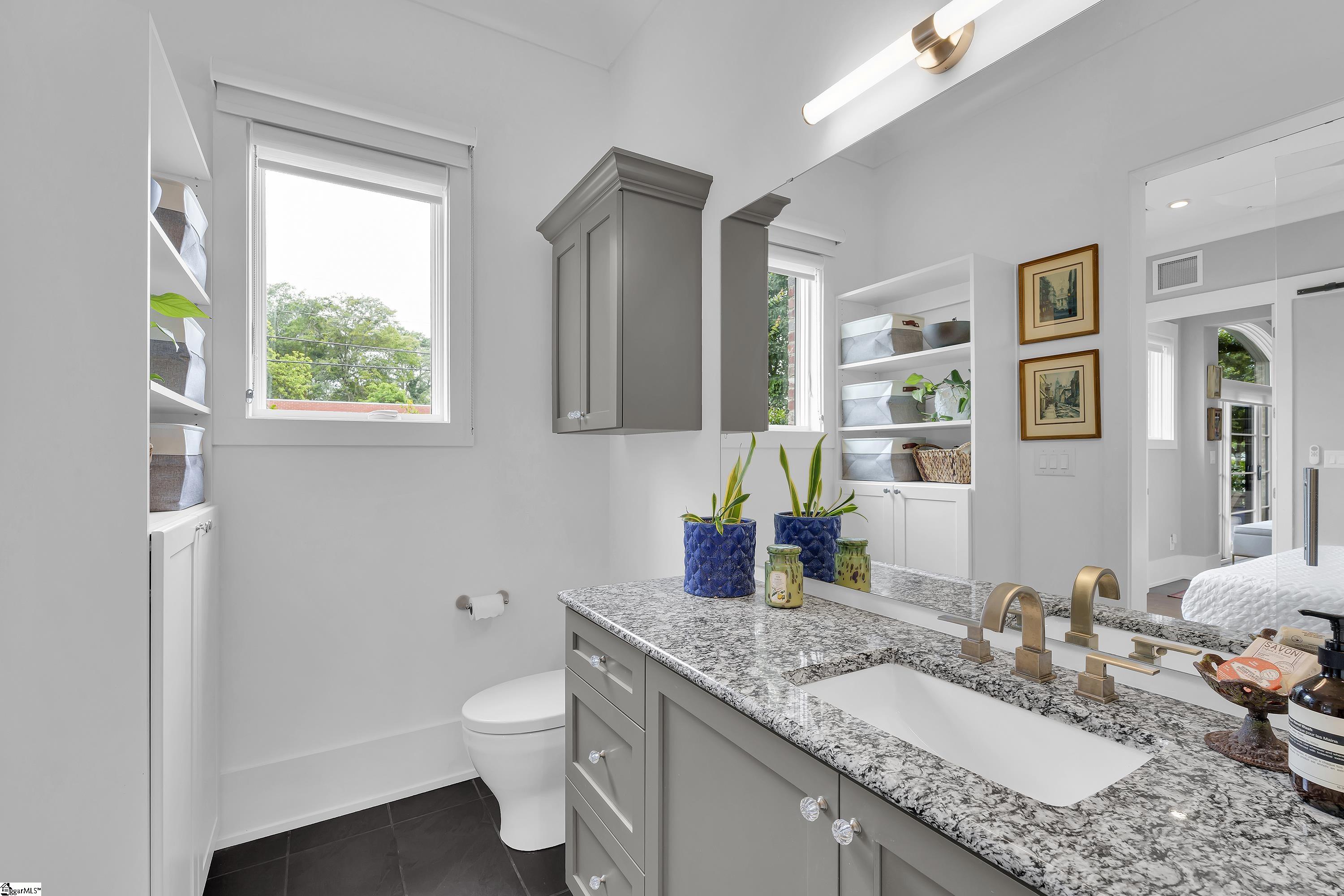 110 N Markley Street Unit 102