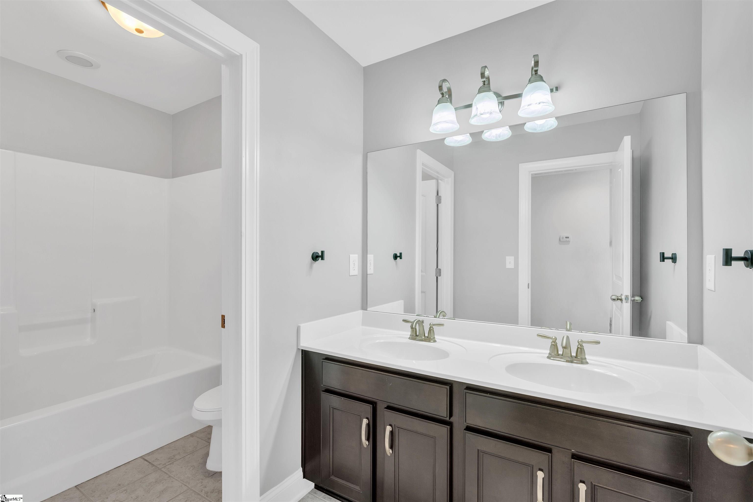 201 Wiscasset Way