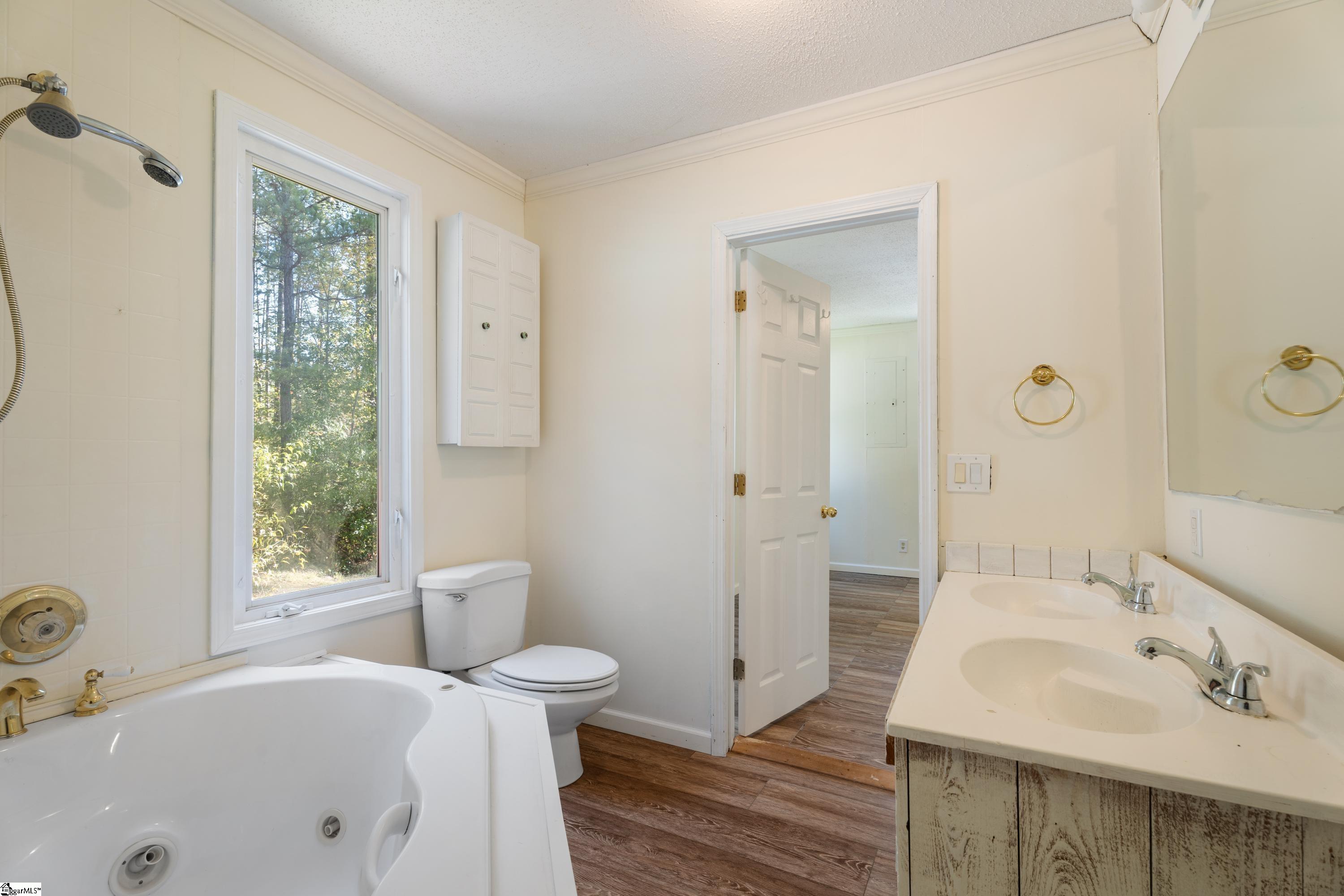 625 Little Crowe Creek Road