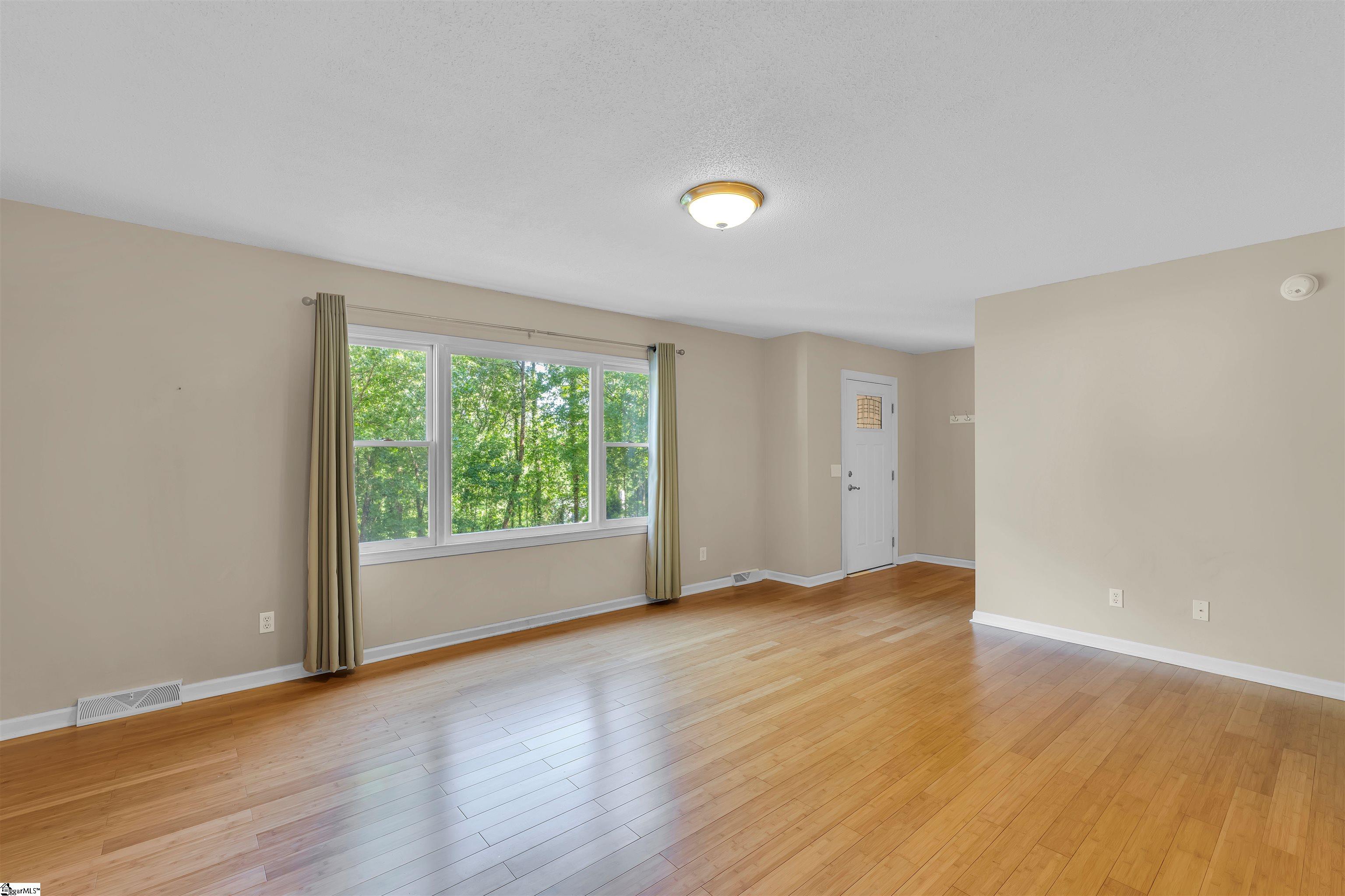 129 Holly Berry Lane