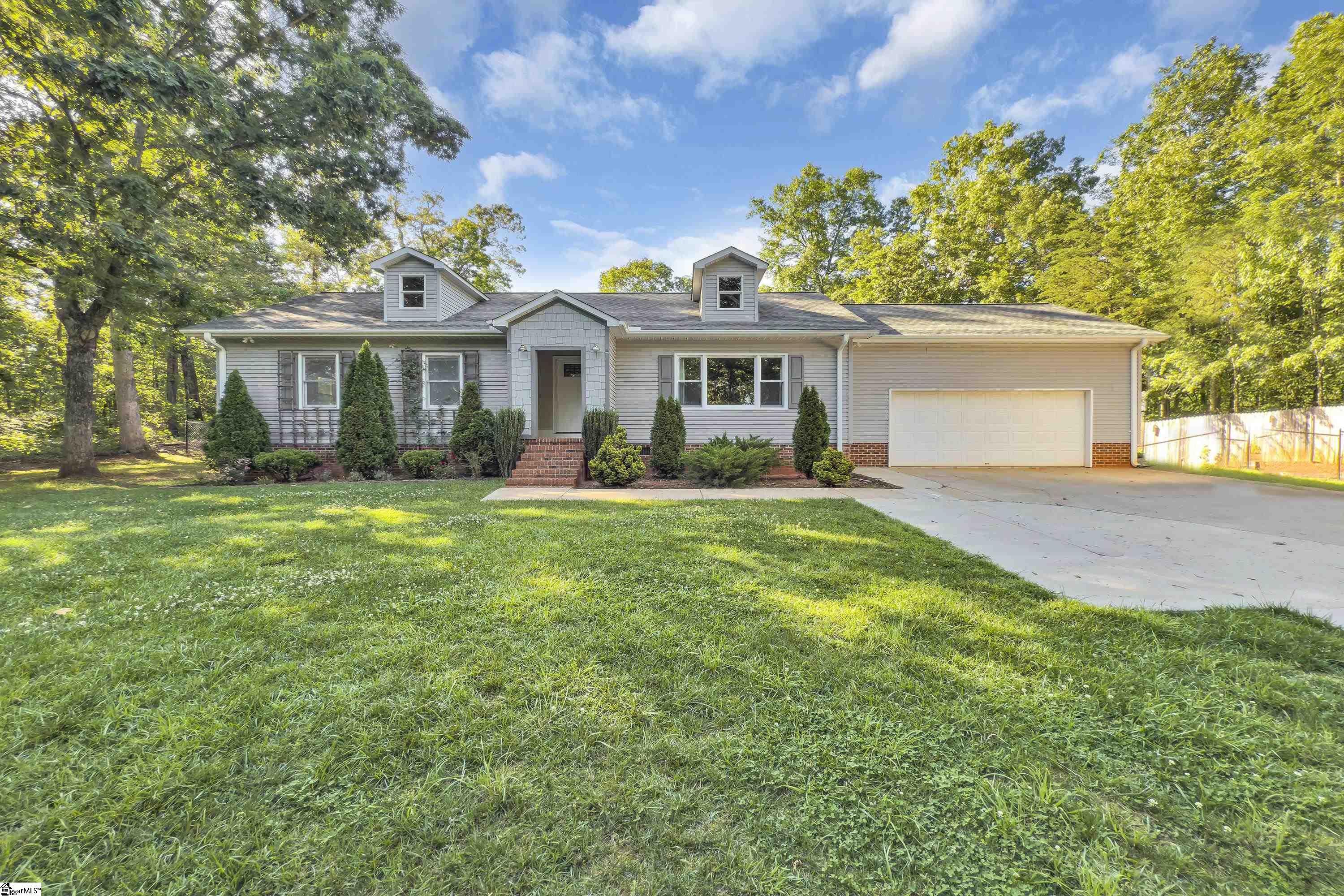 129 Holly Berry Lane