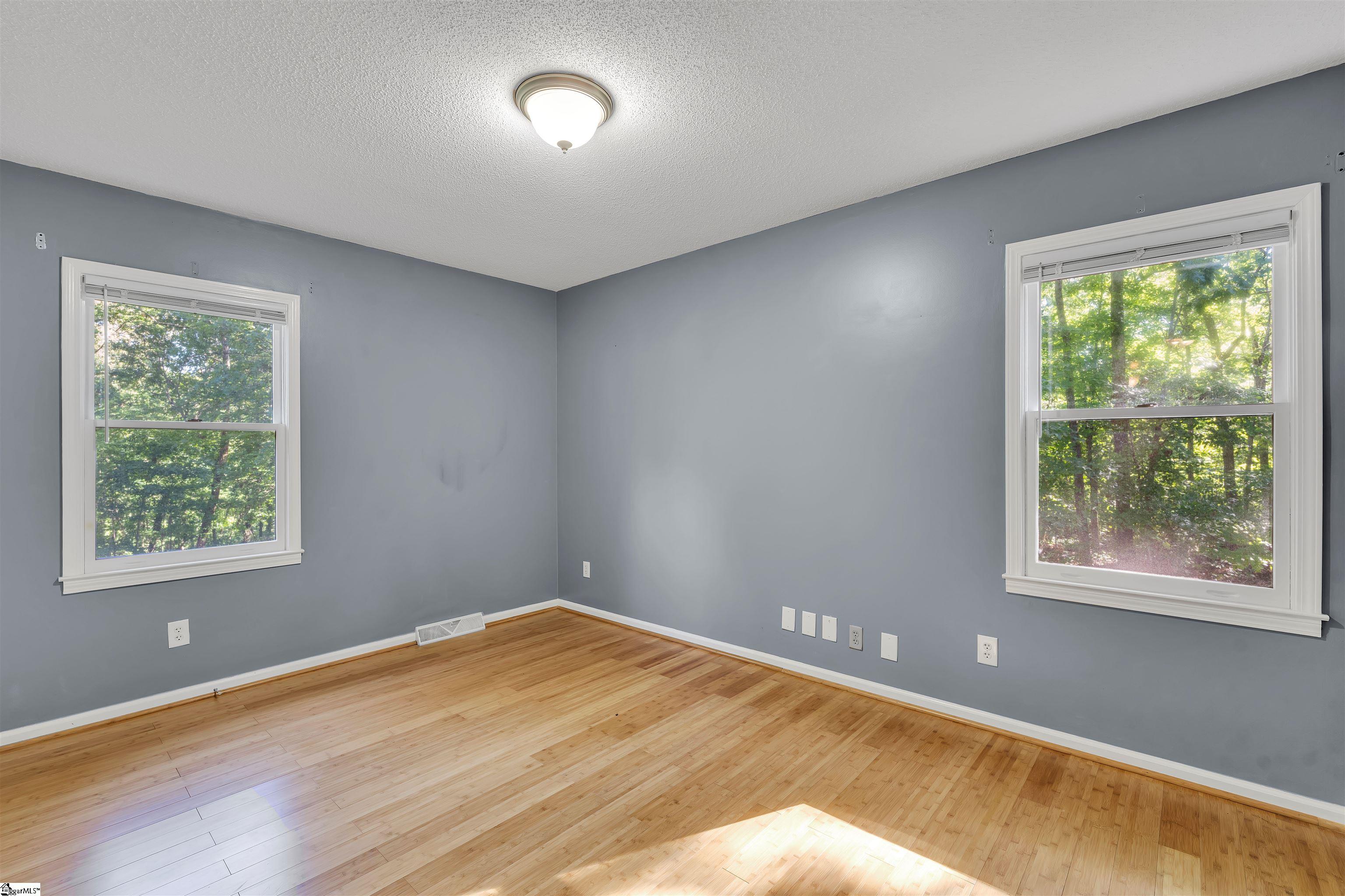 129 Holly Berry Lane