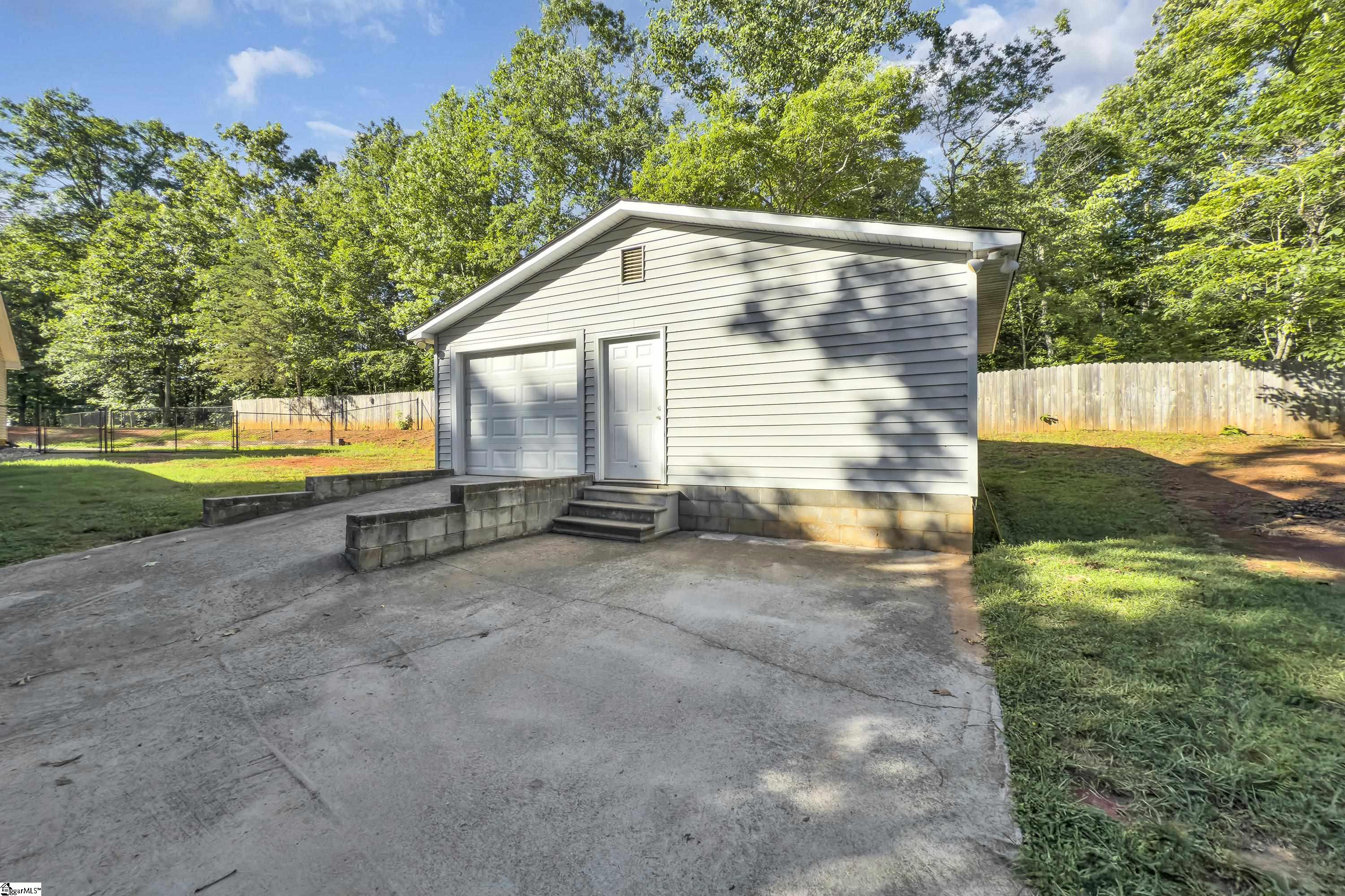 129 Holly Berry Lane