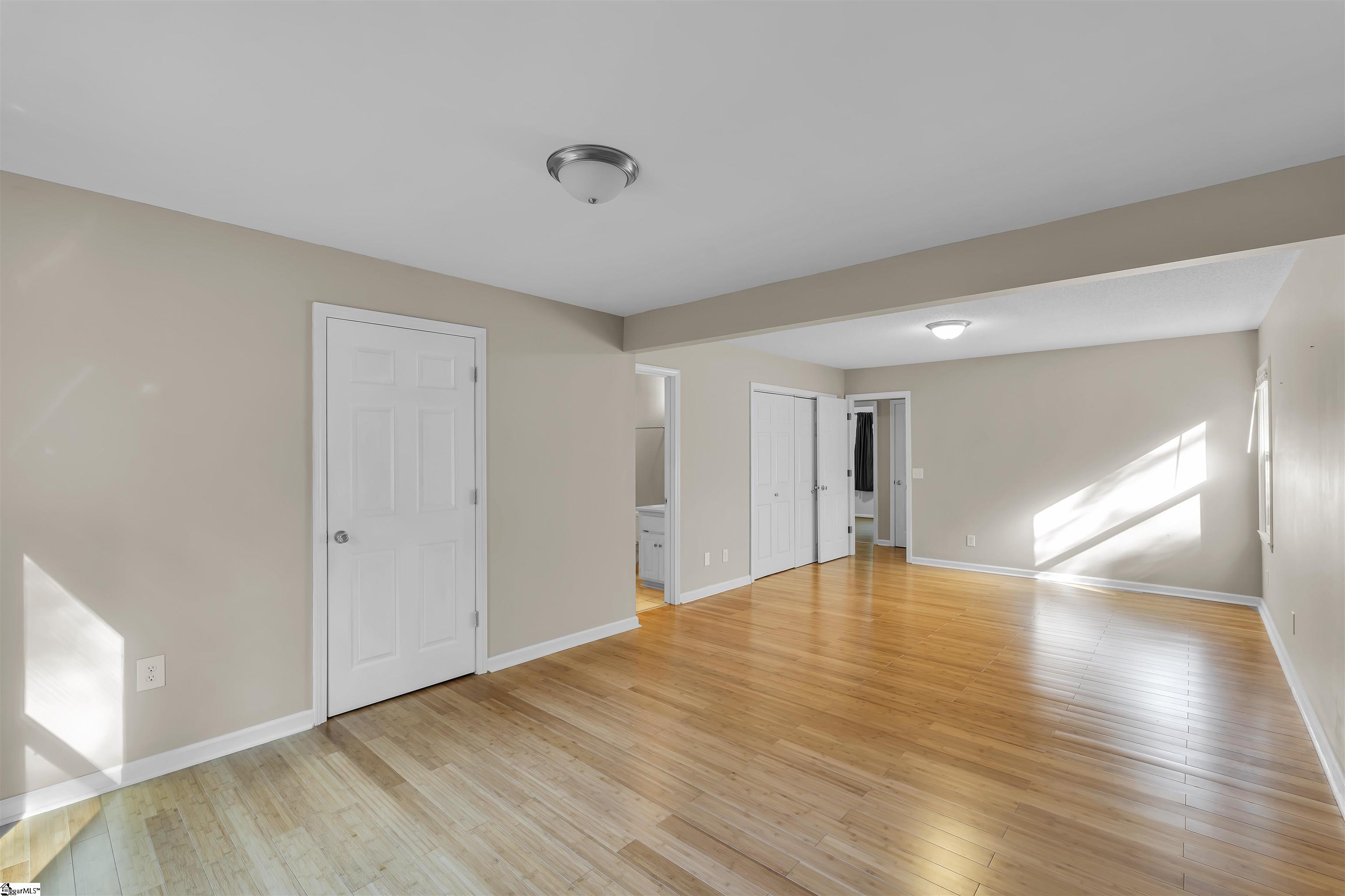 129 Holly Berry Lane