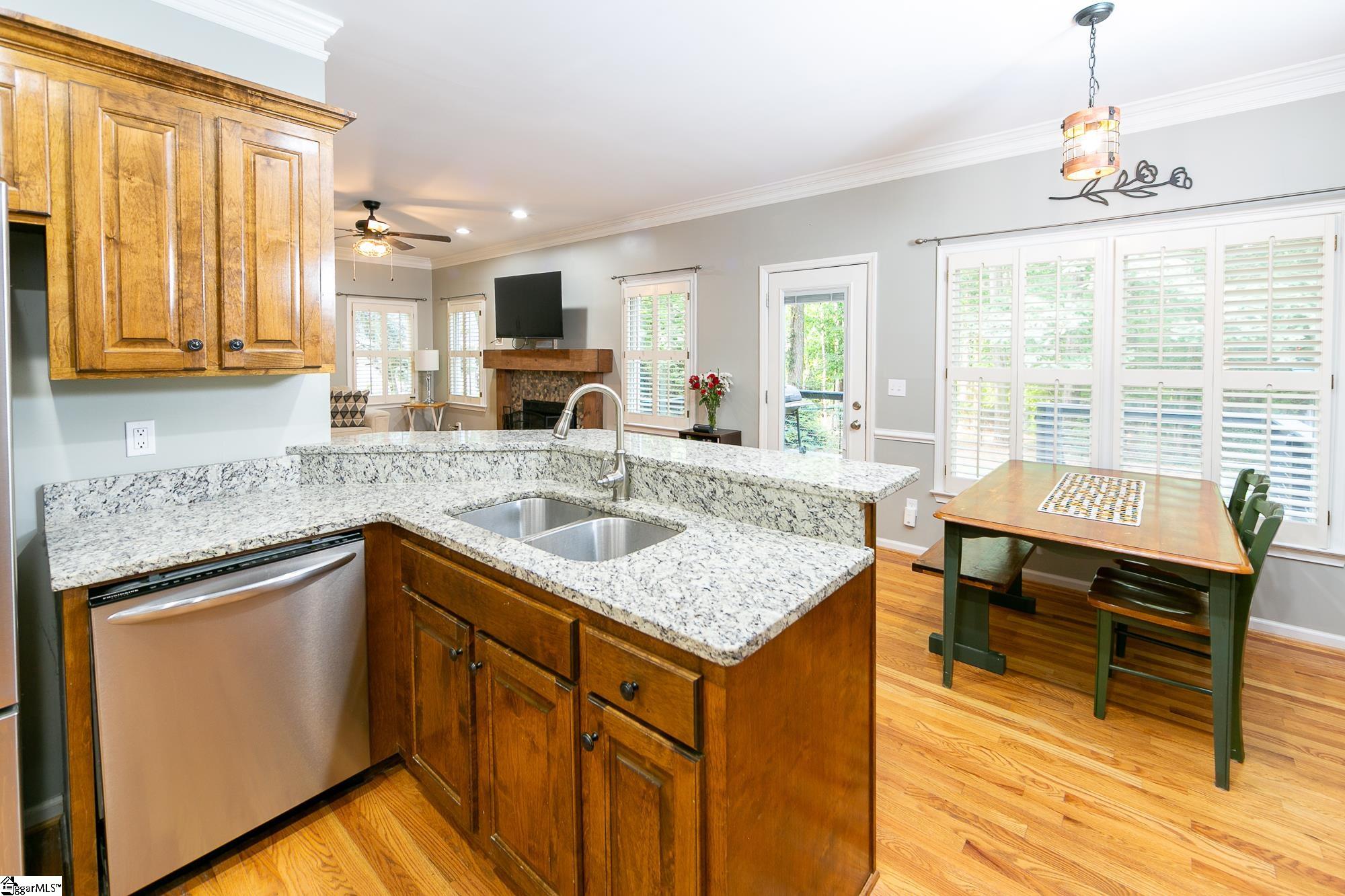 205 Shadow Oaks Drive