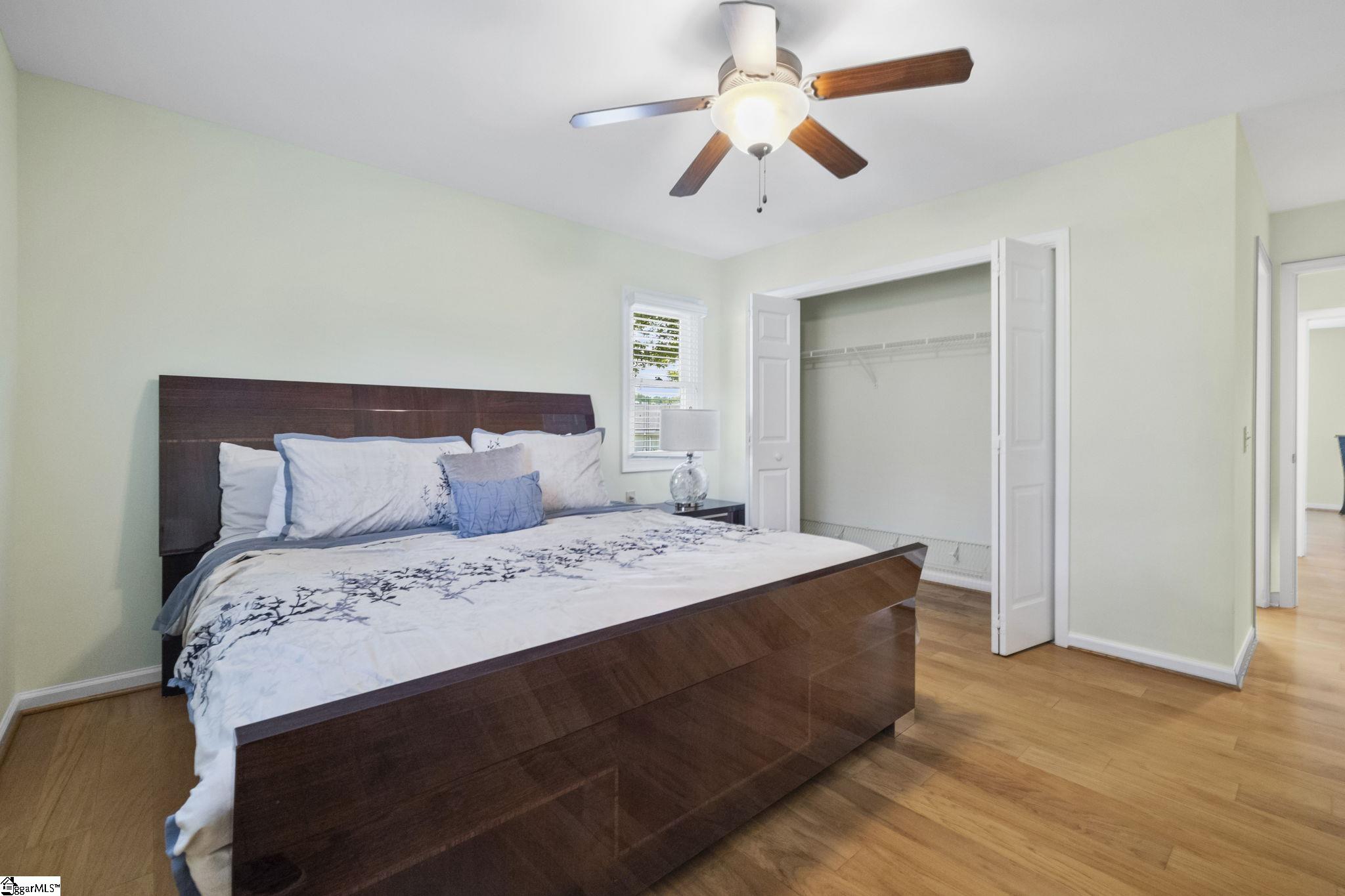 2 Hillview Drive
