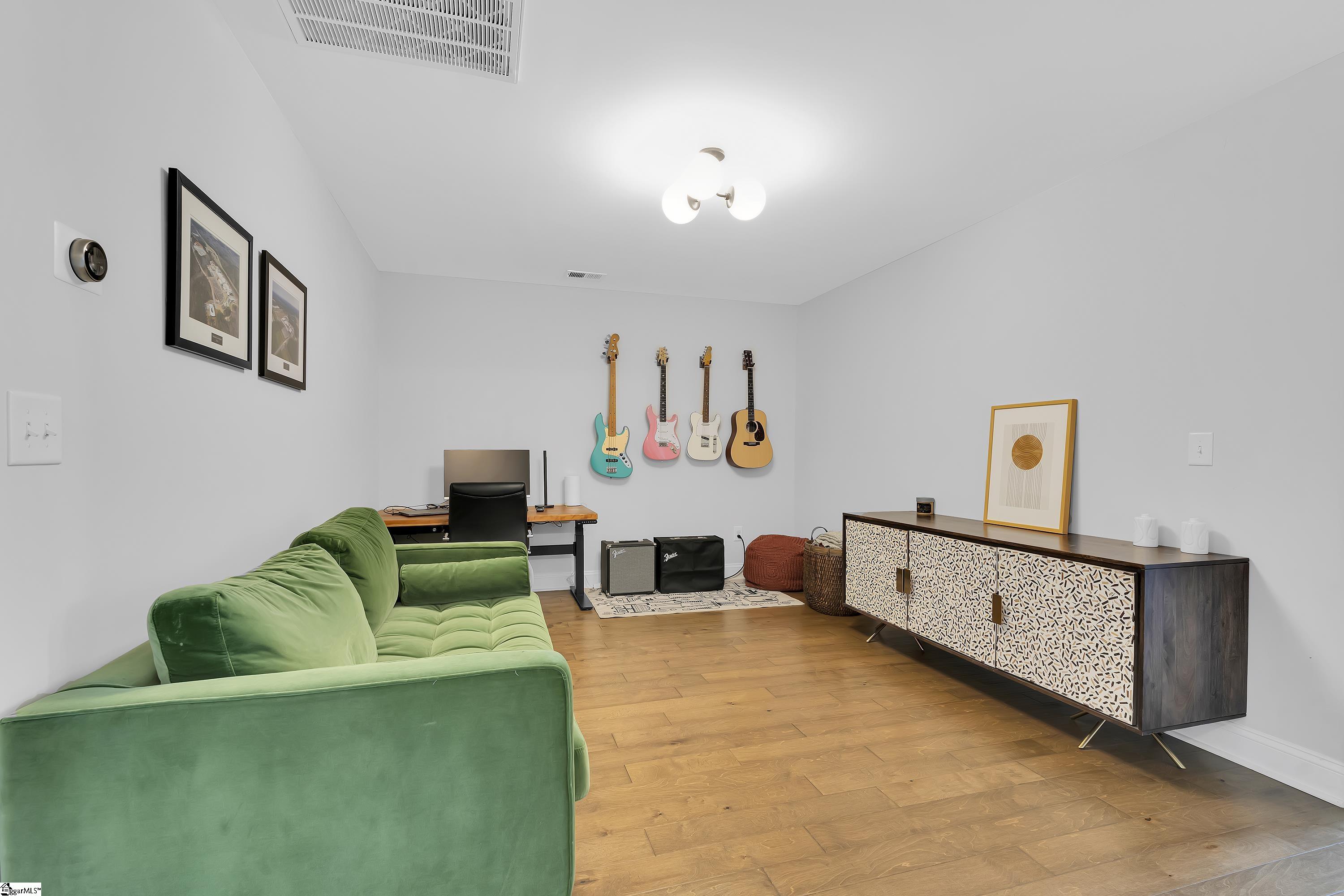 253 Rocky Slope Road