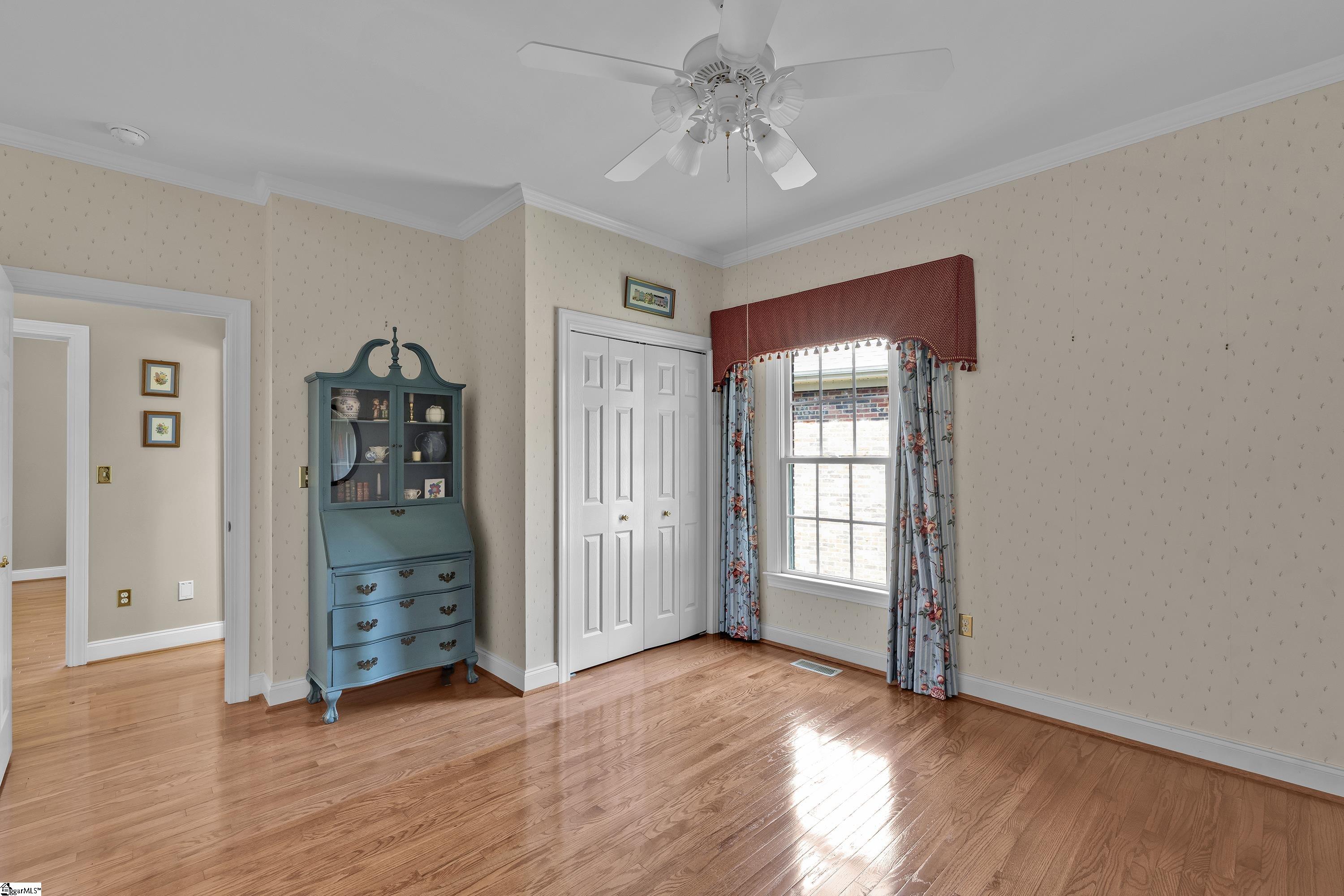 17 Bradford North Way