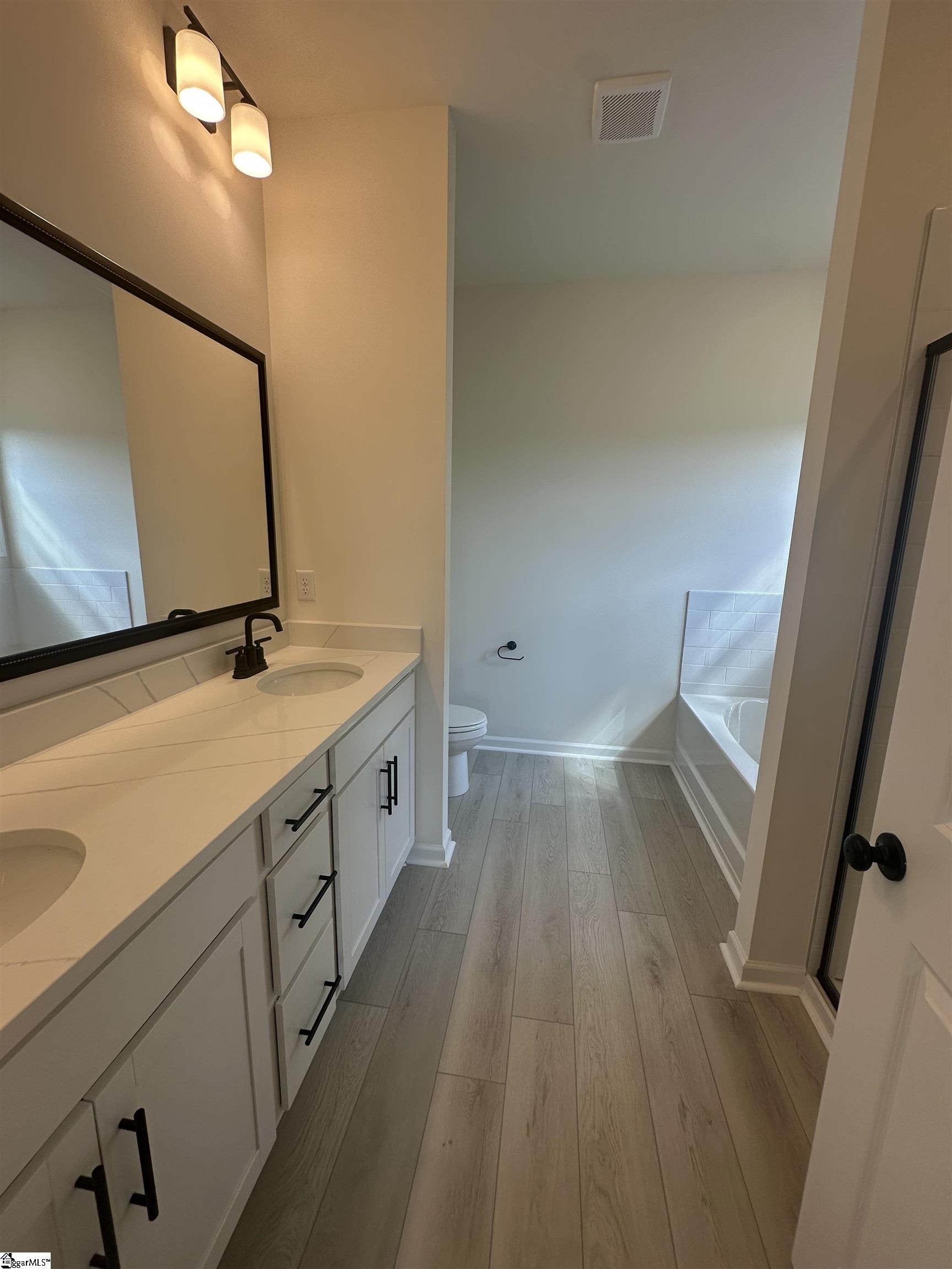 906 Gibbons Street Lot 92