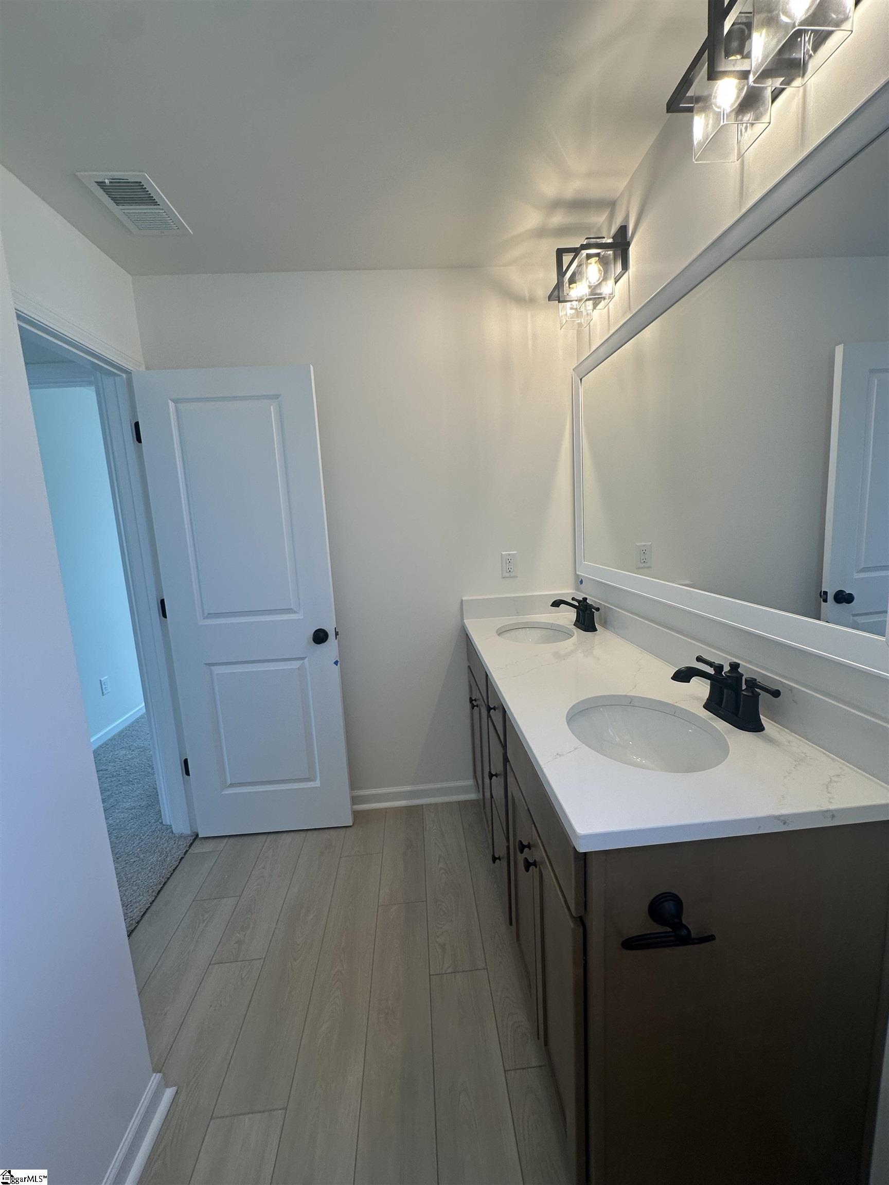 915 Gibbons Street Lot 96