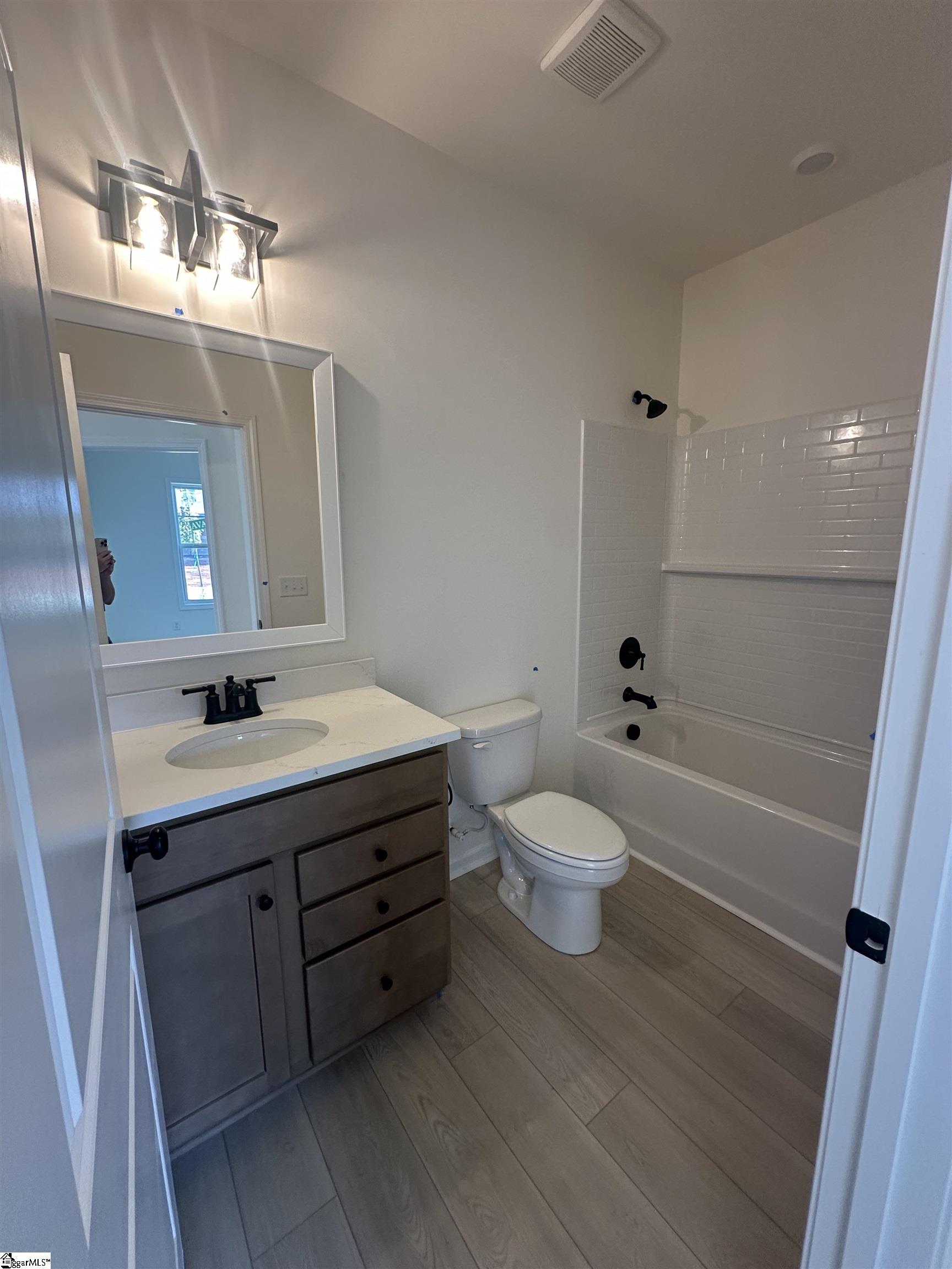 915 Gibbons Street Lot 96