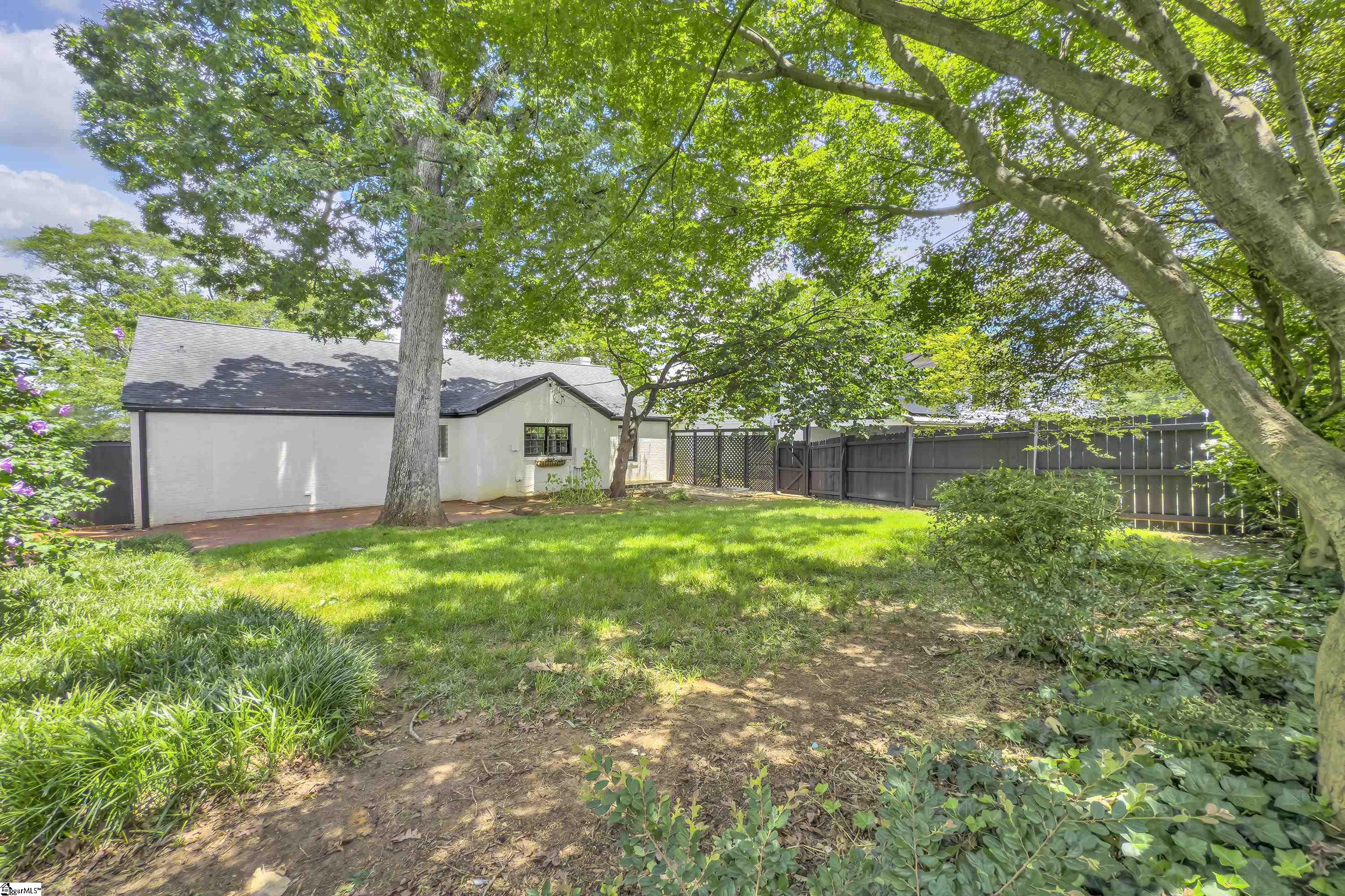 453 Longview Terrace