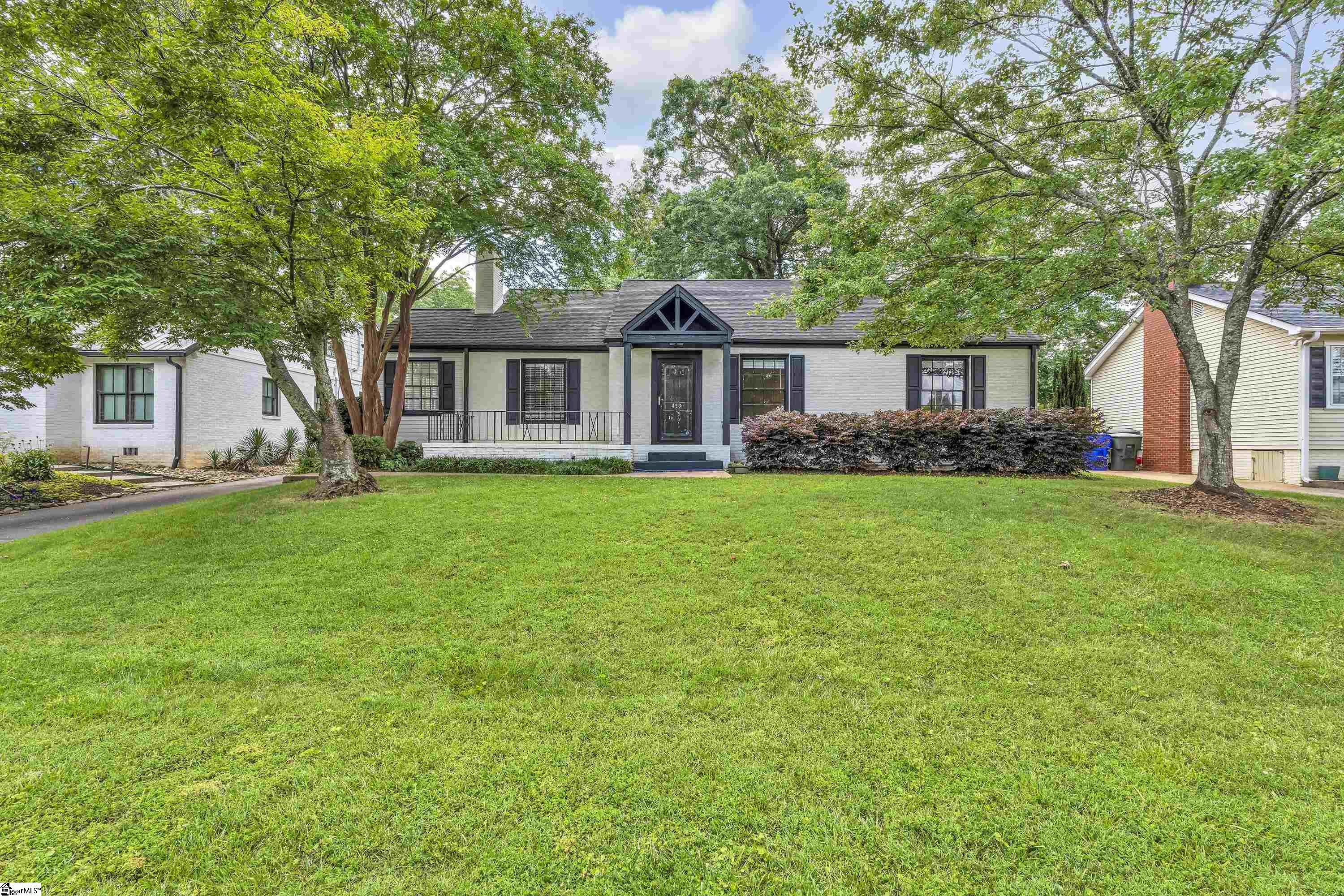 453 Longview Terrace