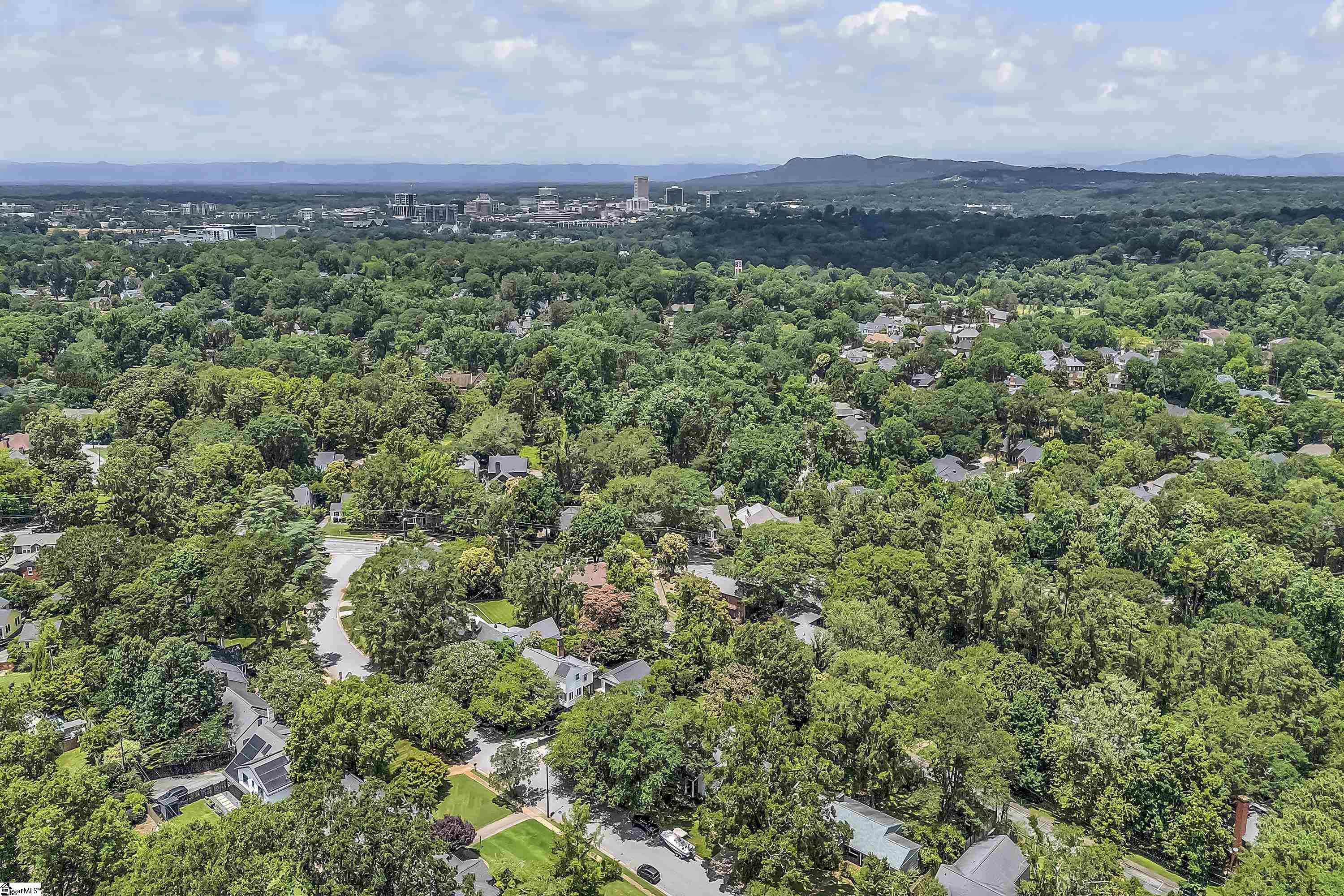 453 Longview Terrace