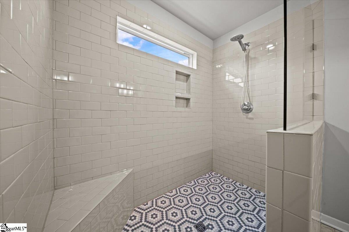 404 Grantleigh Court