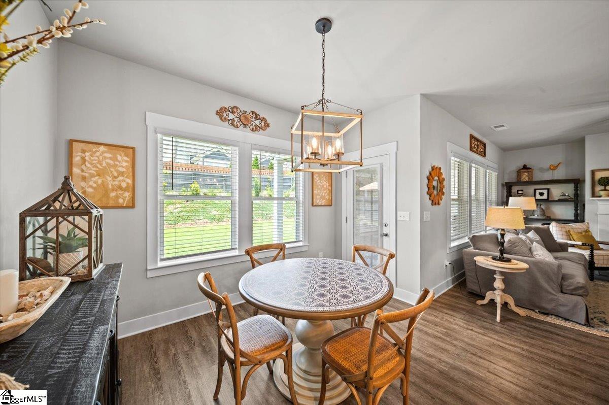 404 Grantleigh Court