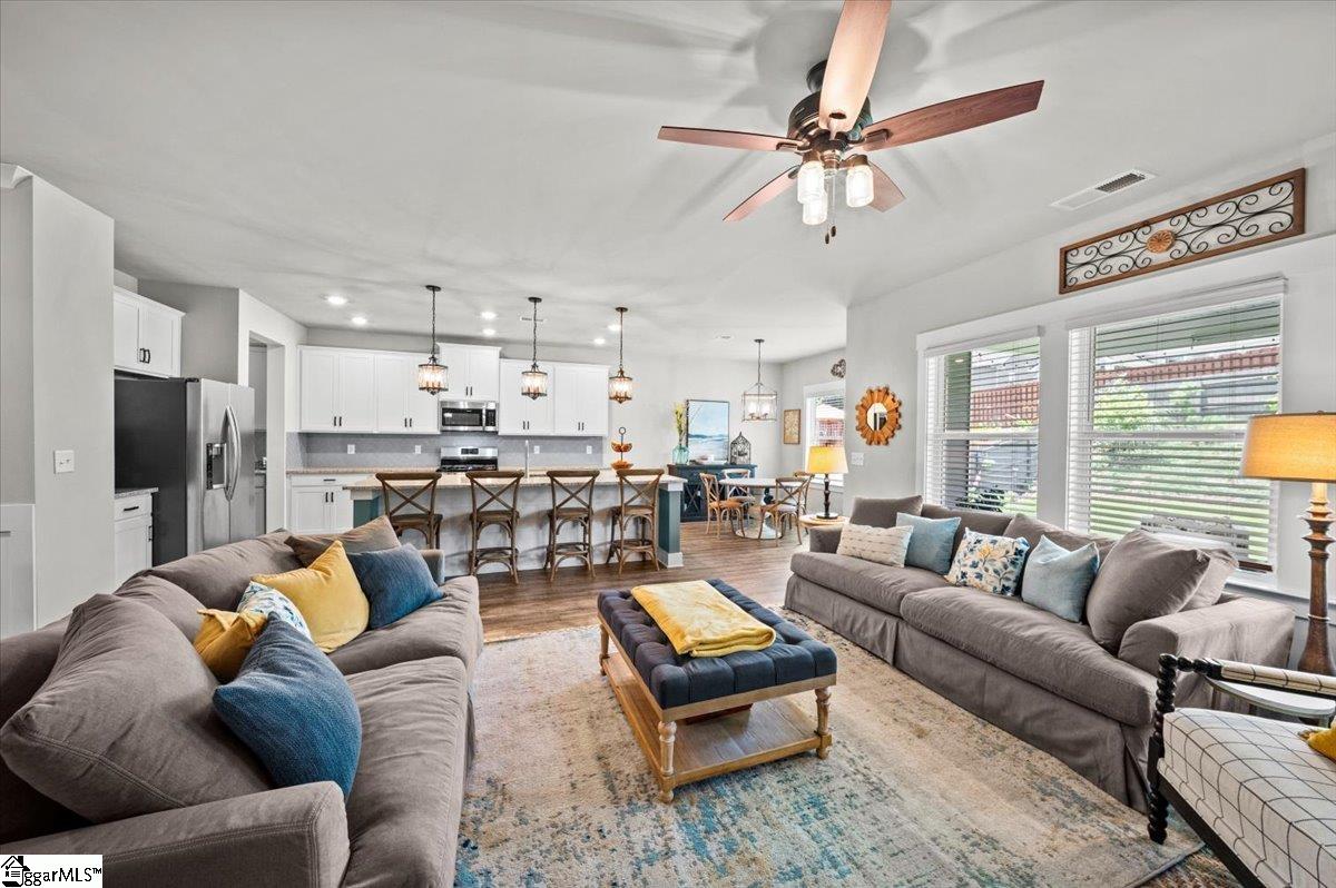 404 Grantleigh Court