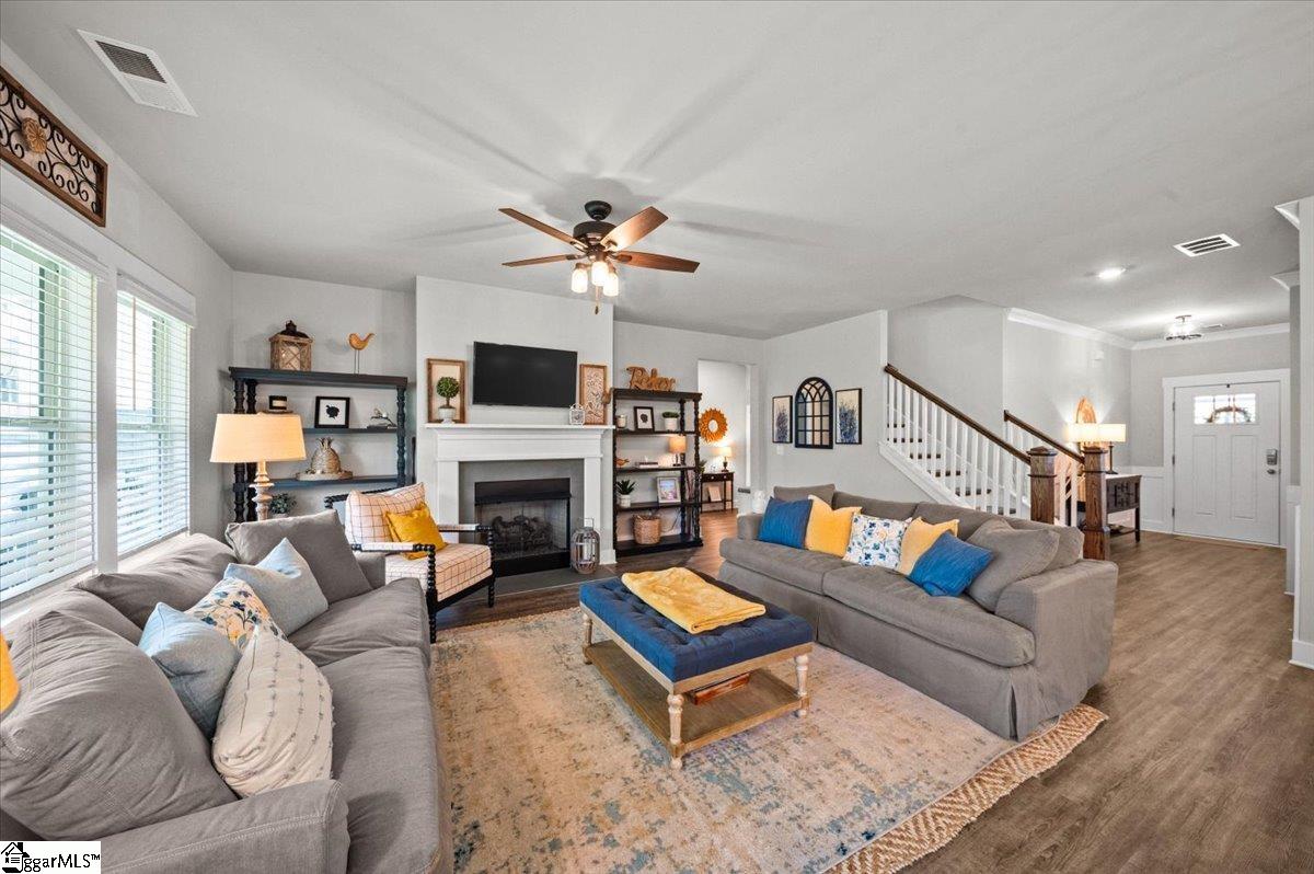 404 Grantleigh Court