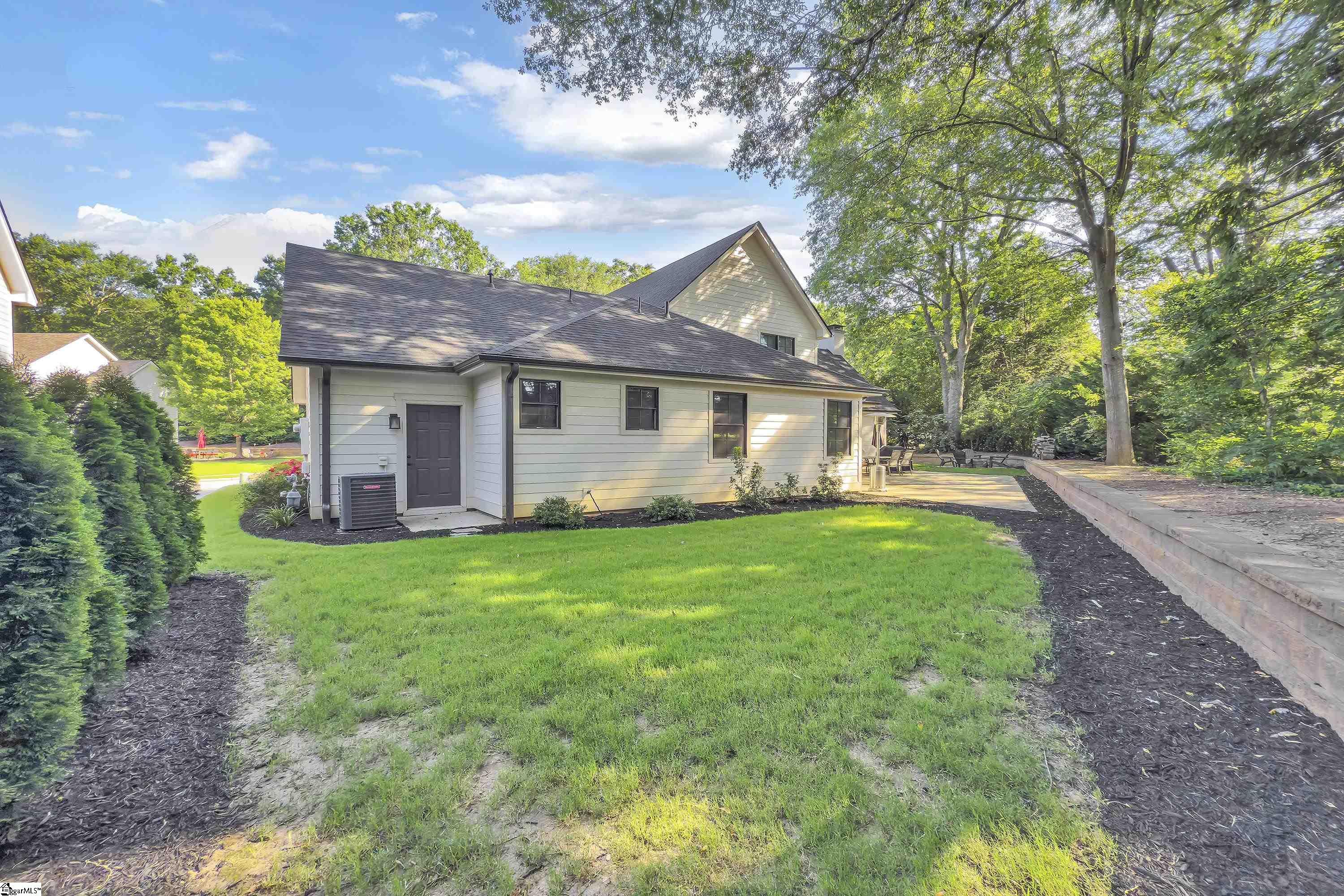 105 Market Bay Court