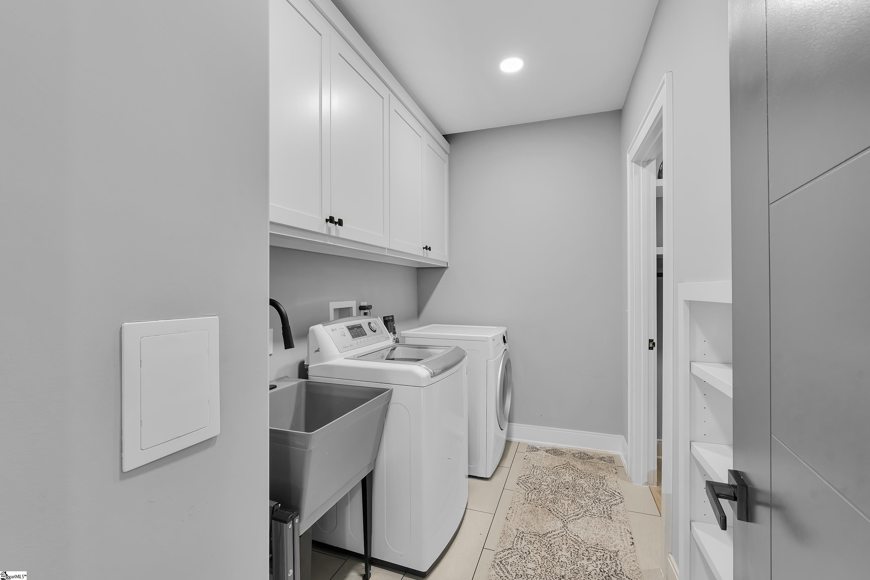 105 Market Bay Court