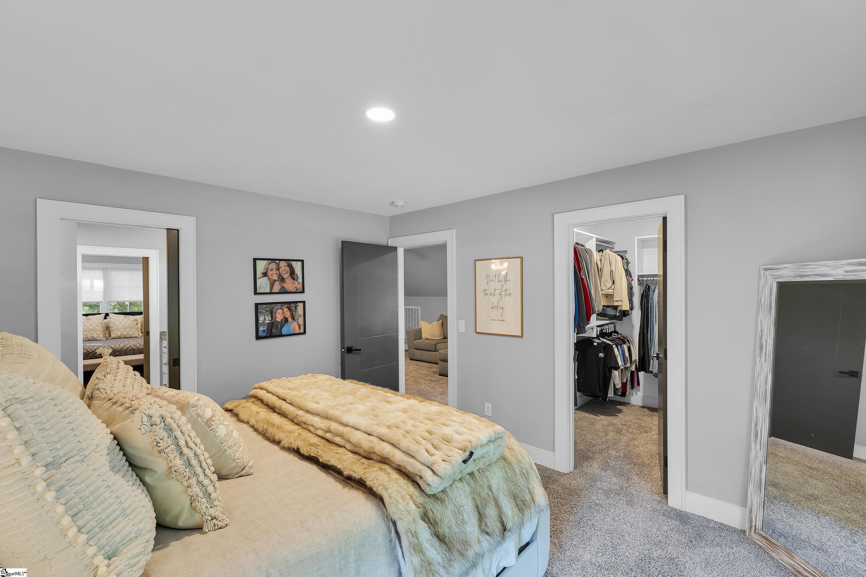 105 Market Bay Court