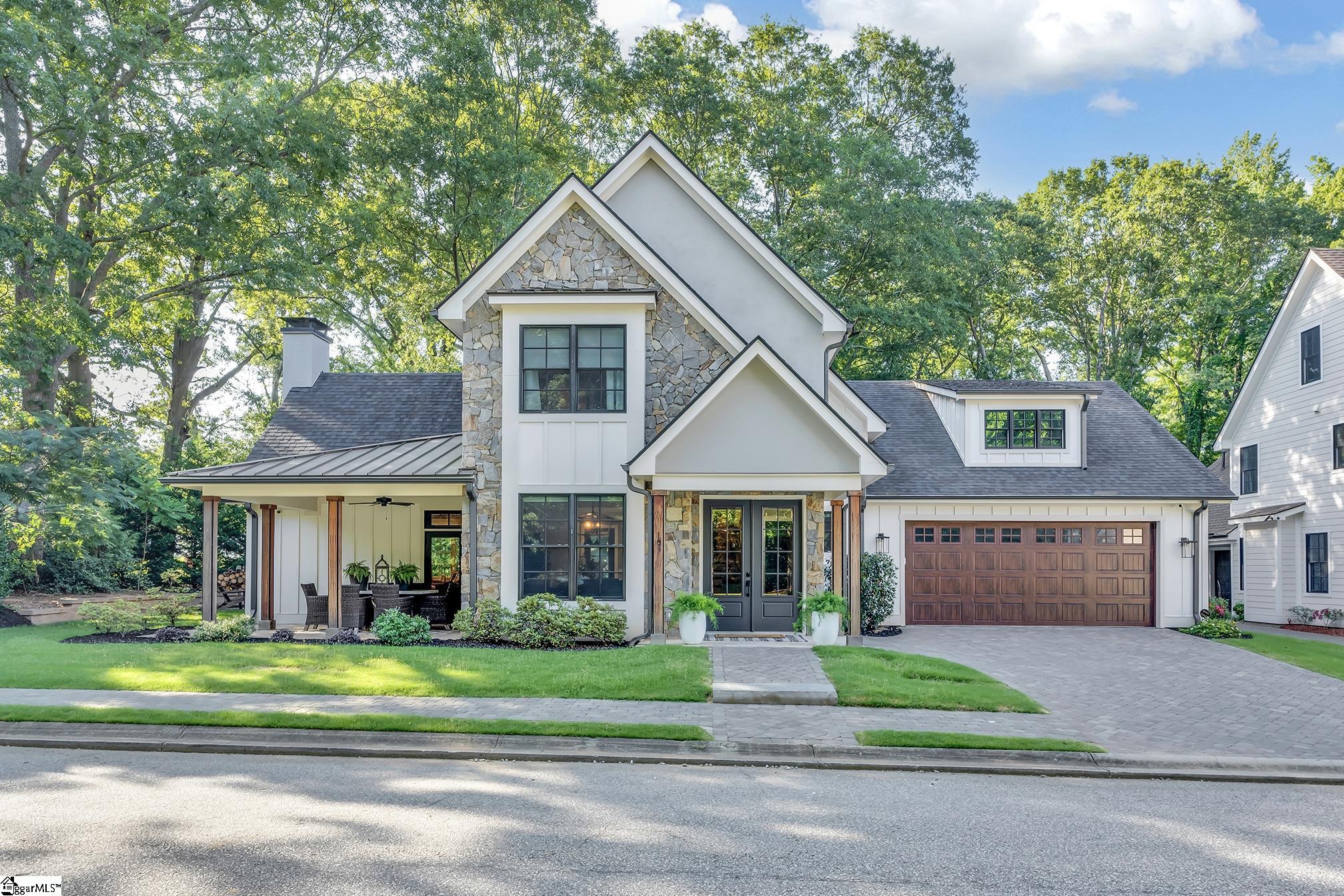 105 Market Bay Court