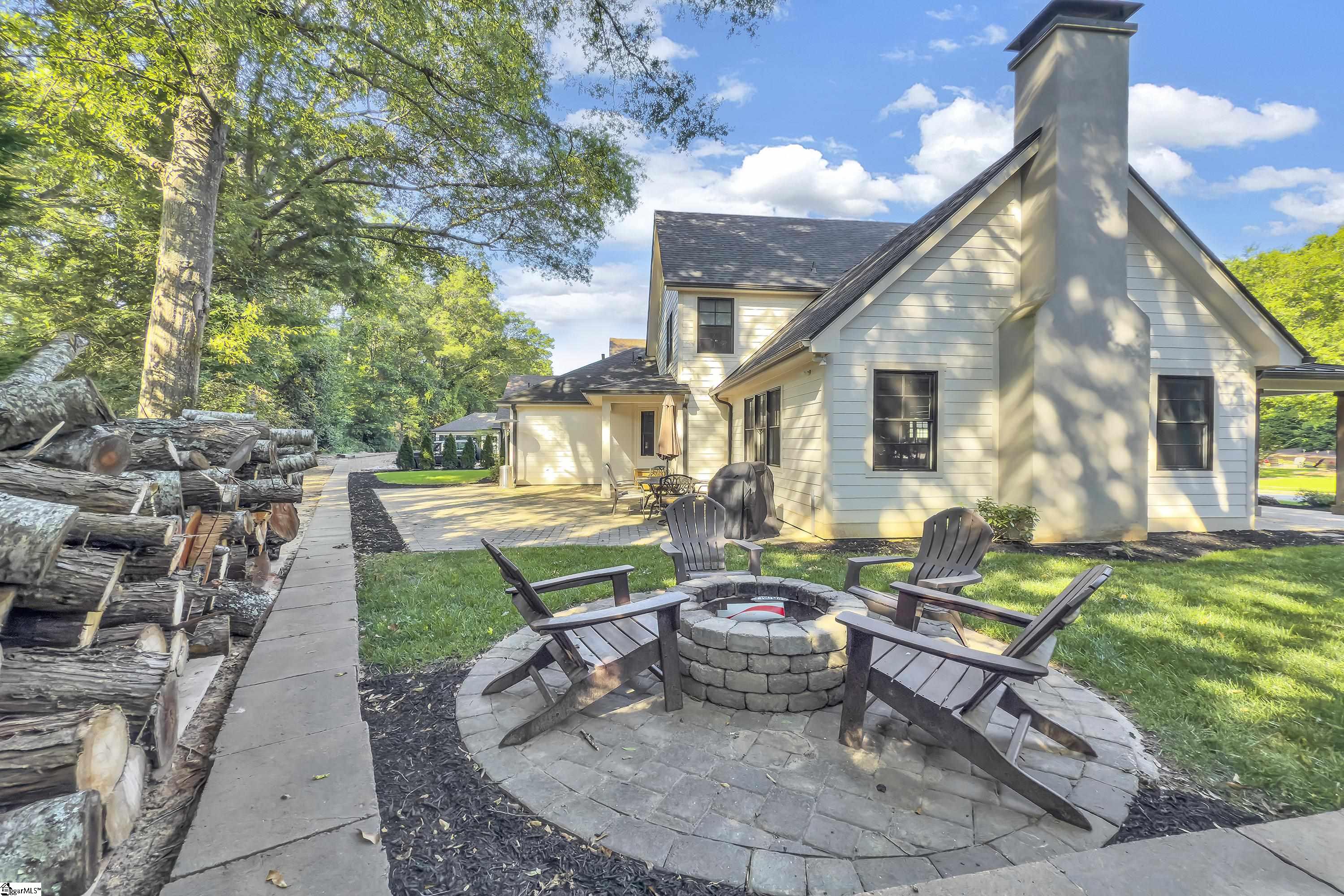 105 Market Bay Court