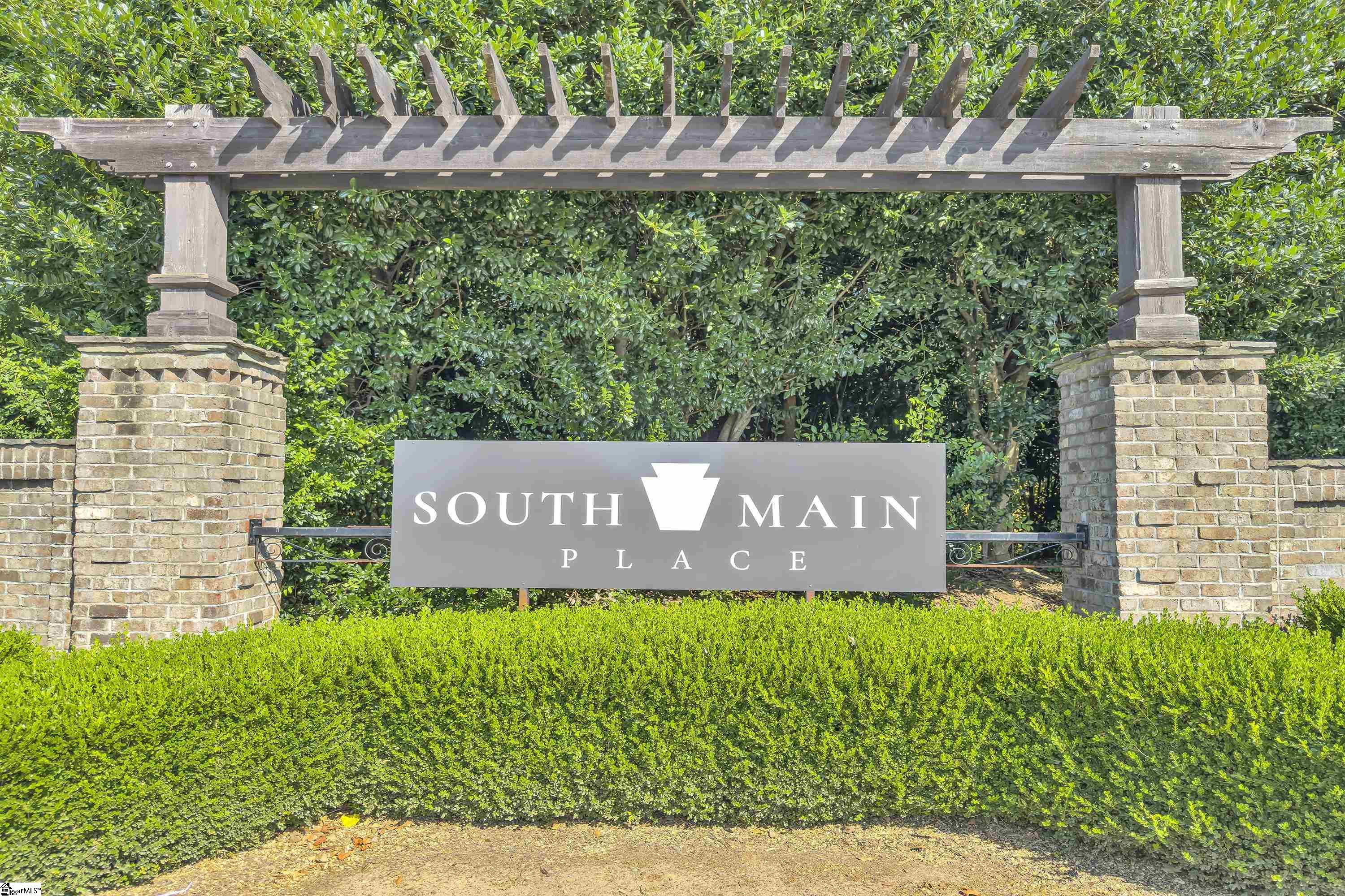 105 Market Bay Court