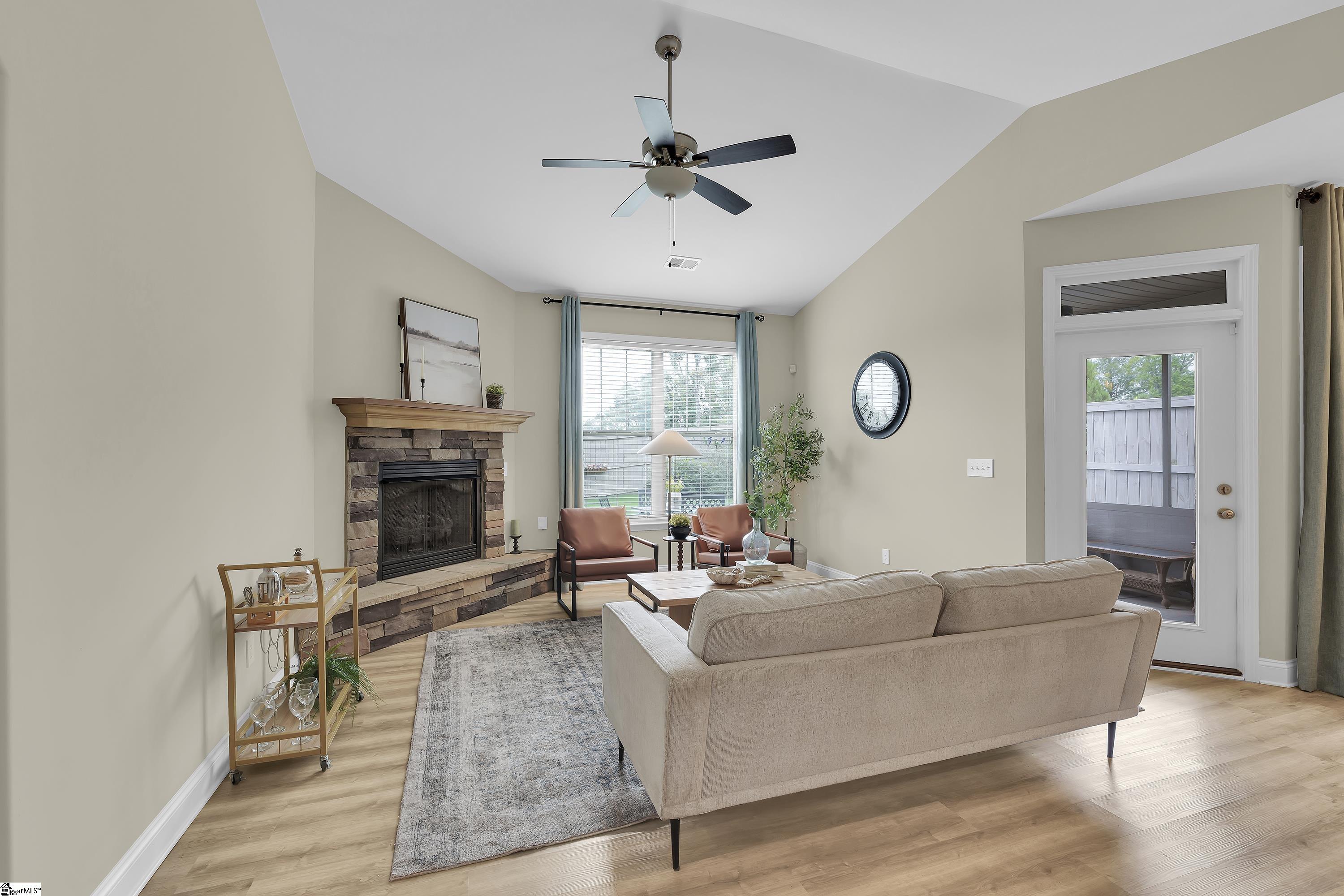 1 Buchanan Ridge Road