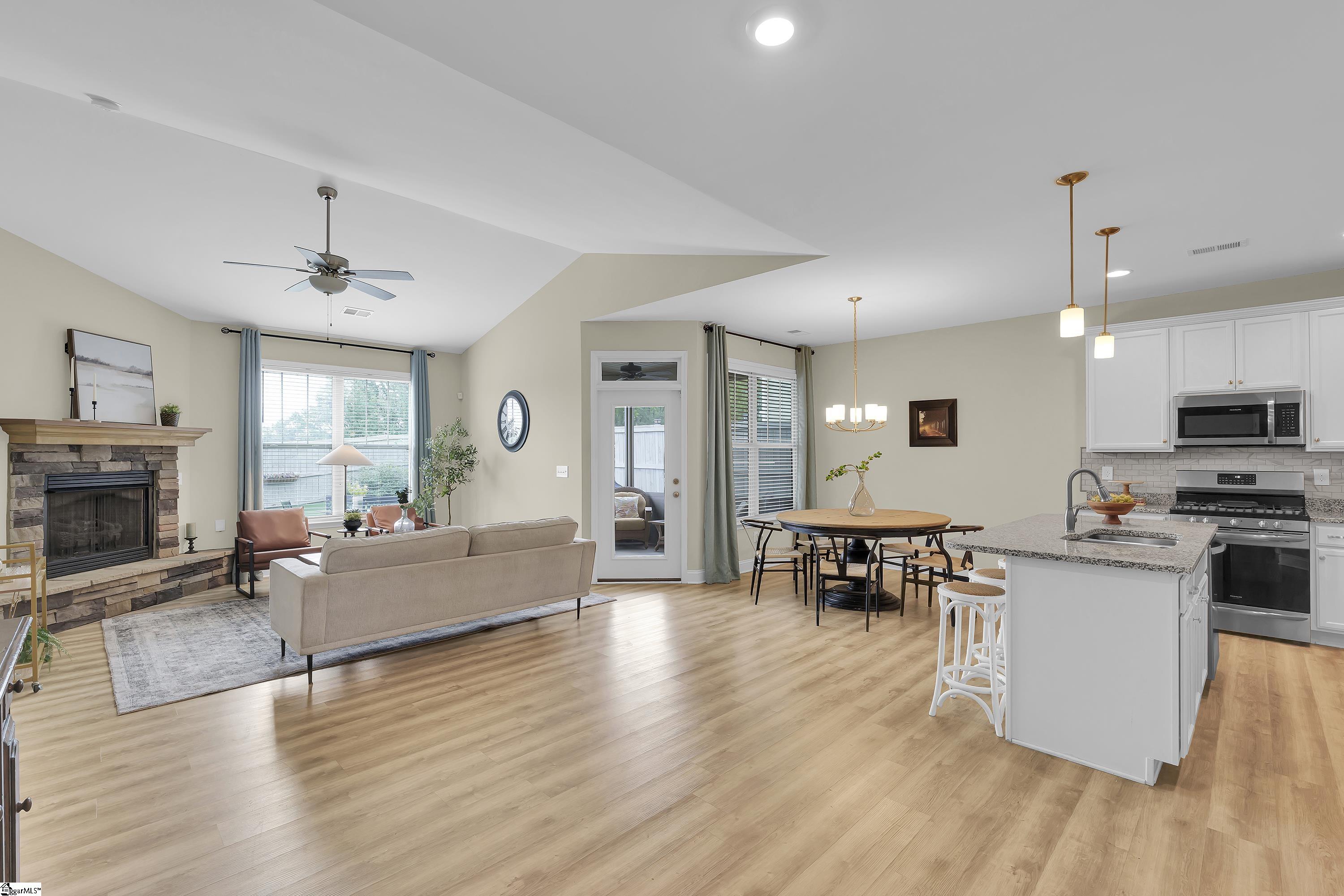 1 Buchanan Ridge Road