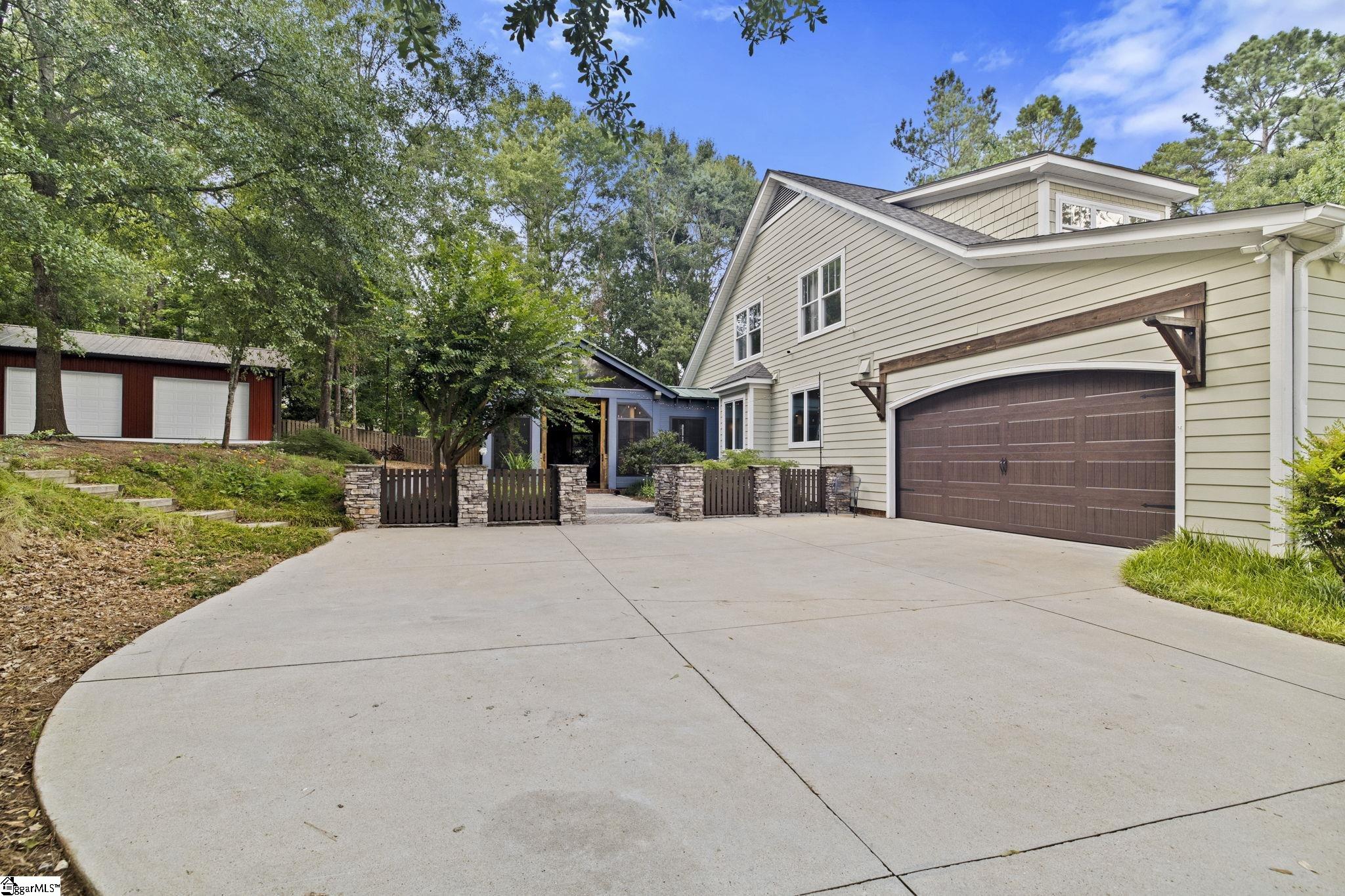 109 Shoals Road
