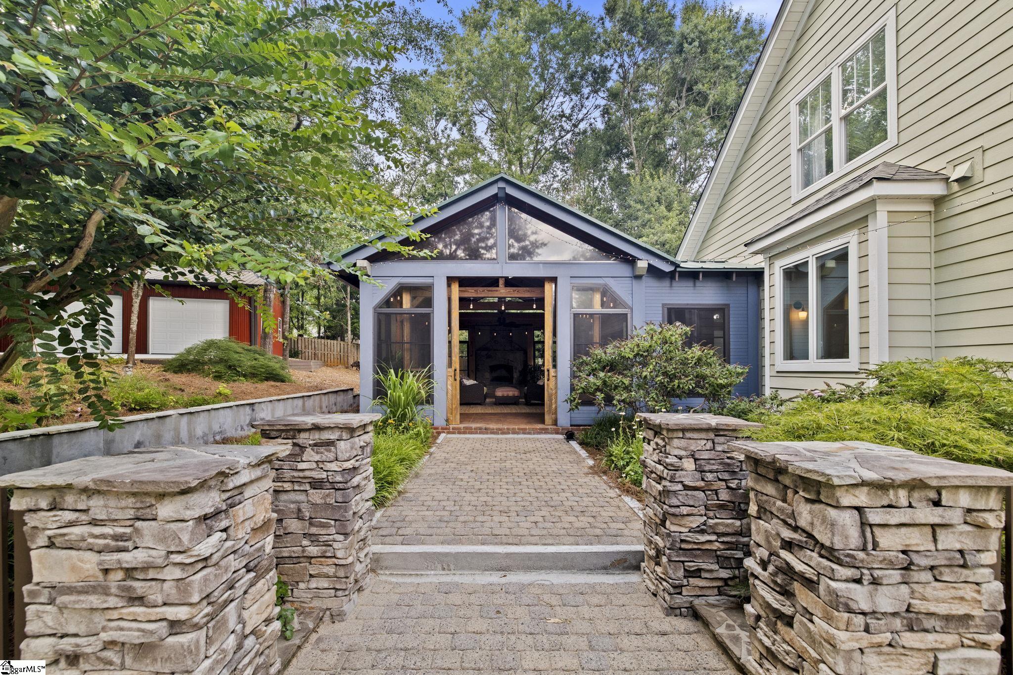 109 Shoals Road