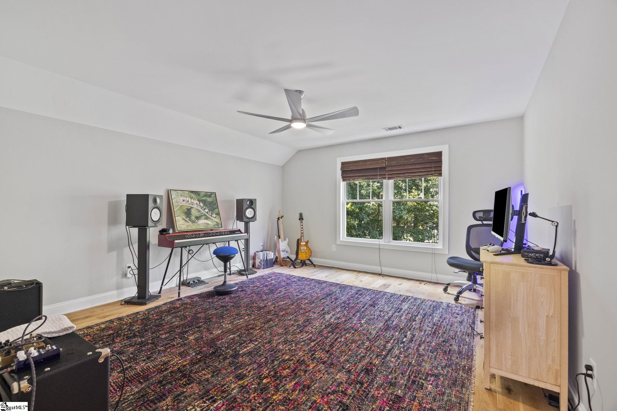 109 Shoals Road