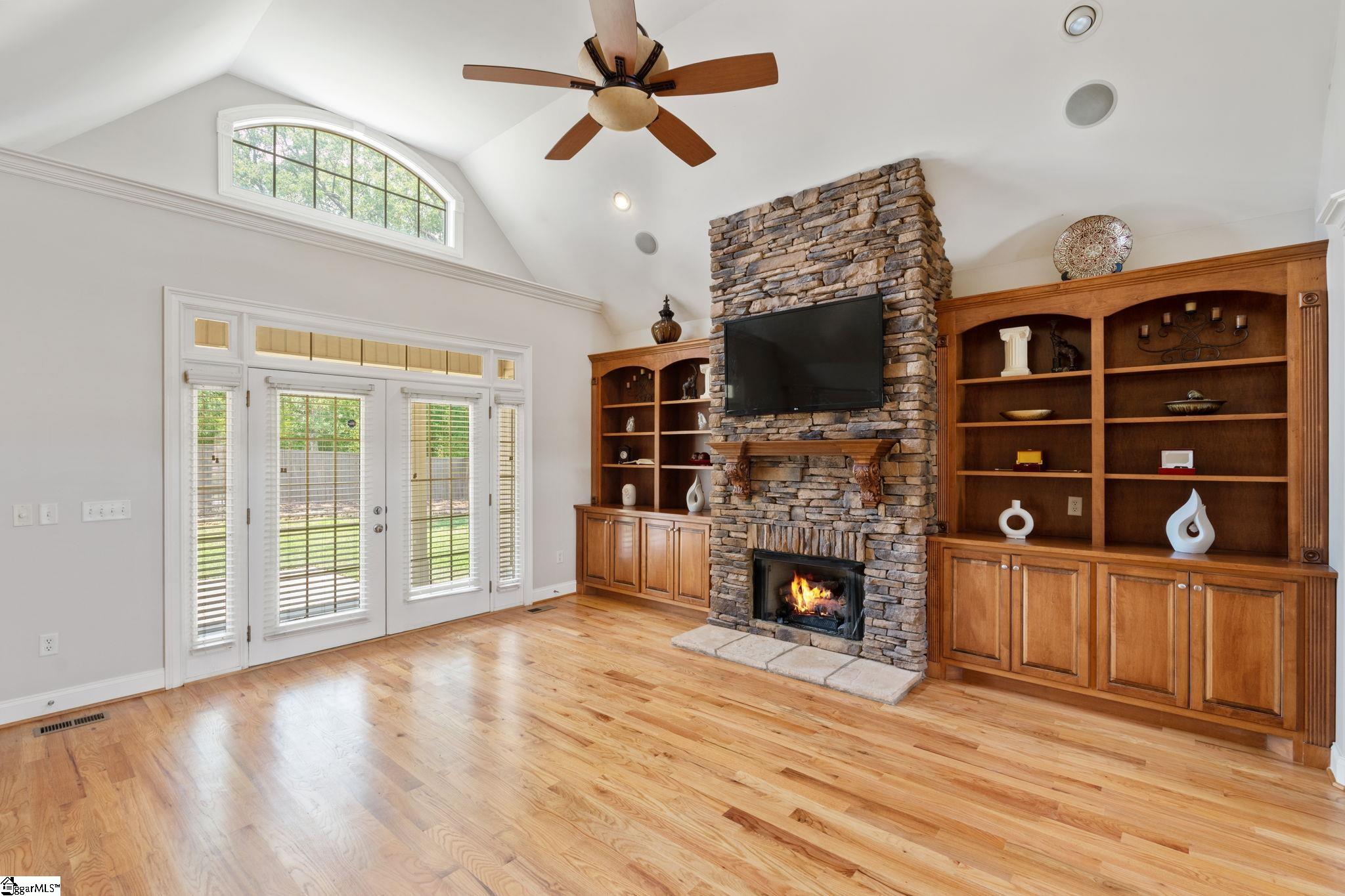 309 Whisper Walk Way