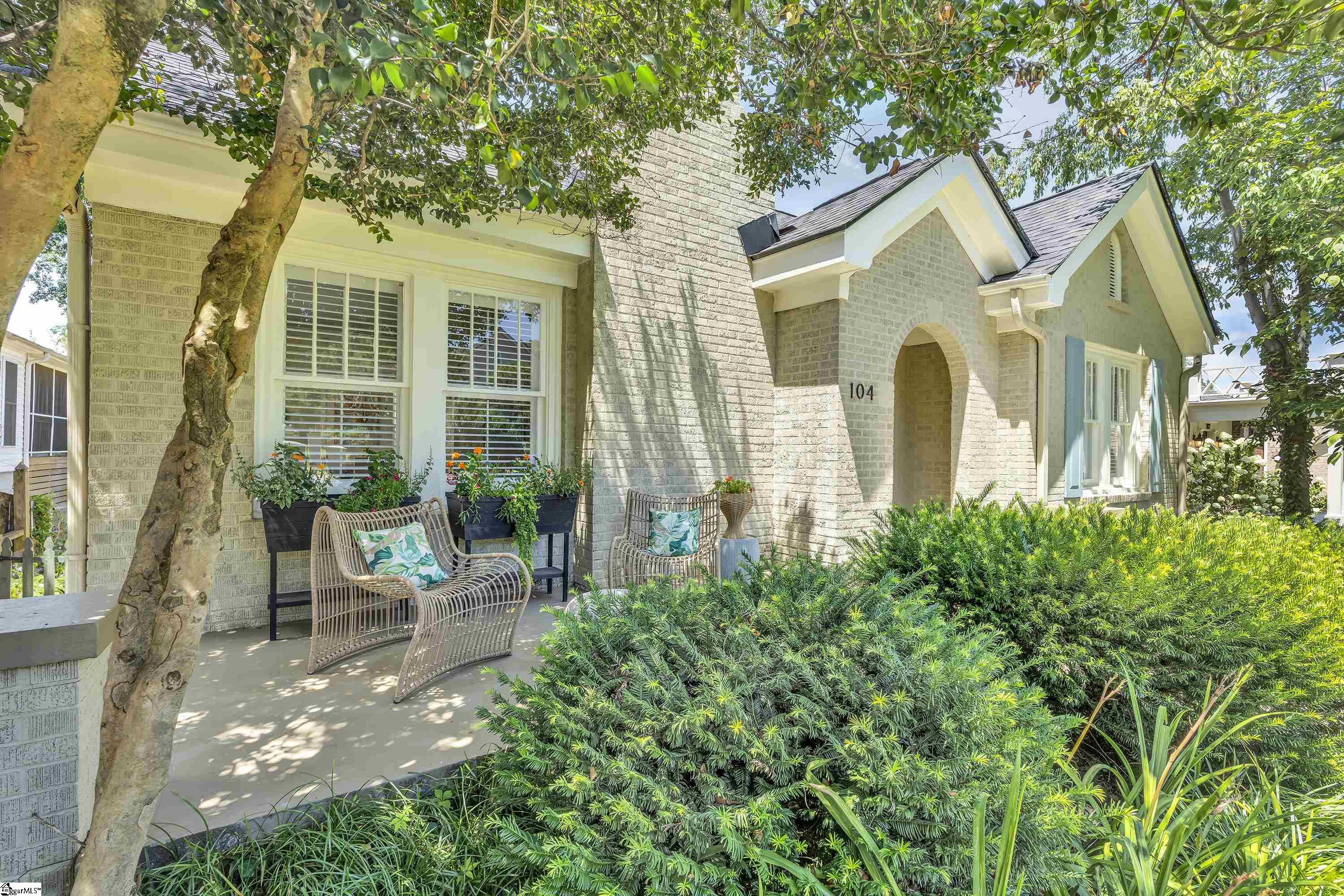 104 Ponce De Leon Drive