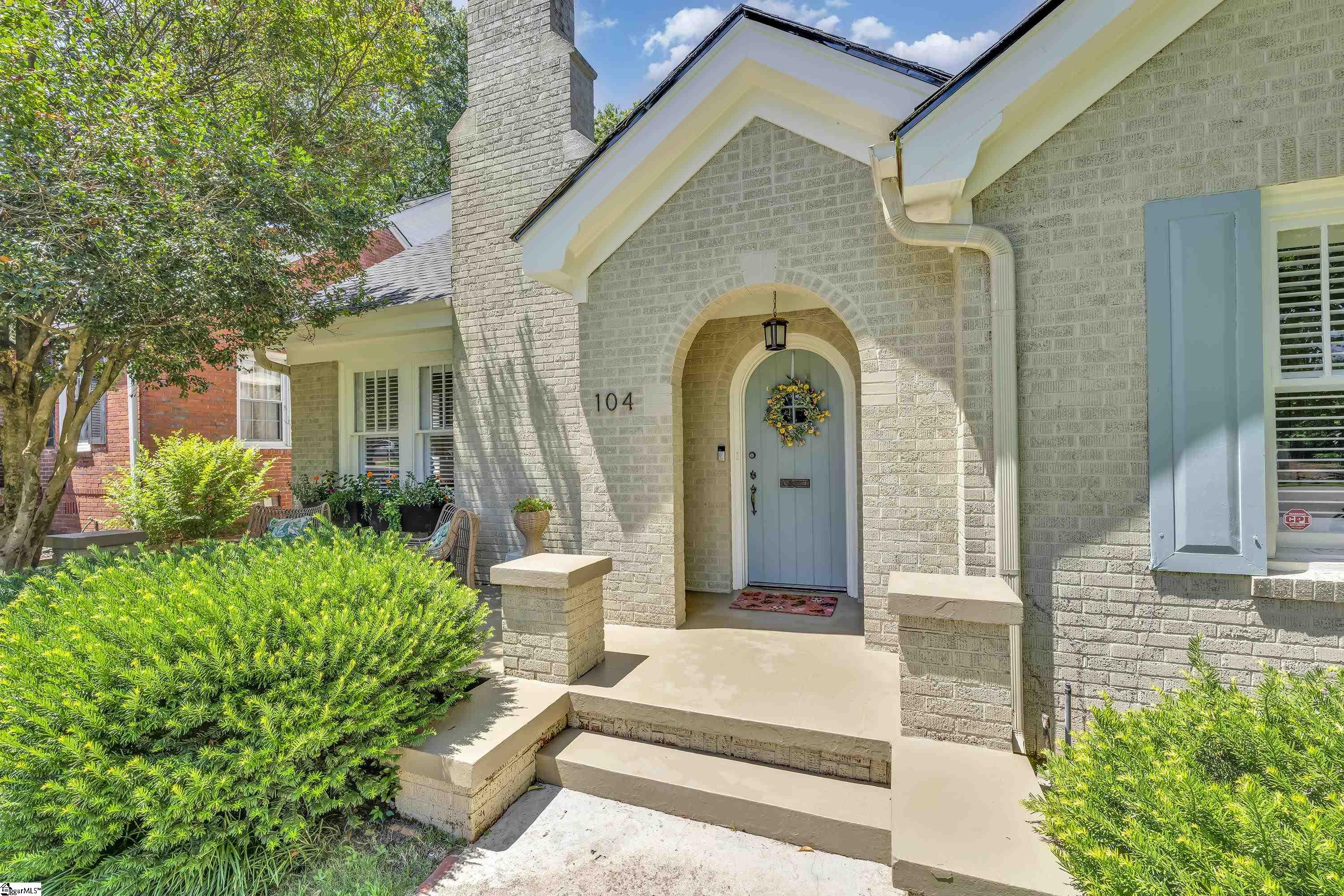 104 Ponce De Leon Drive