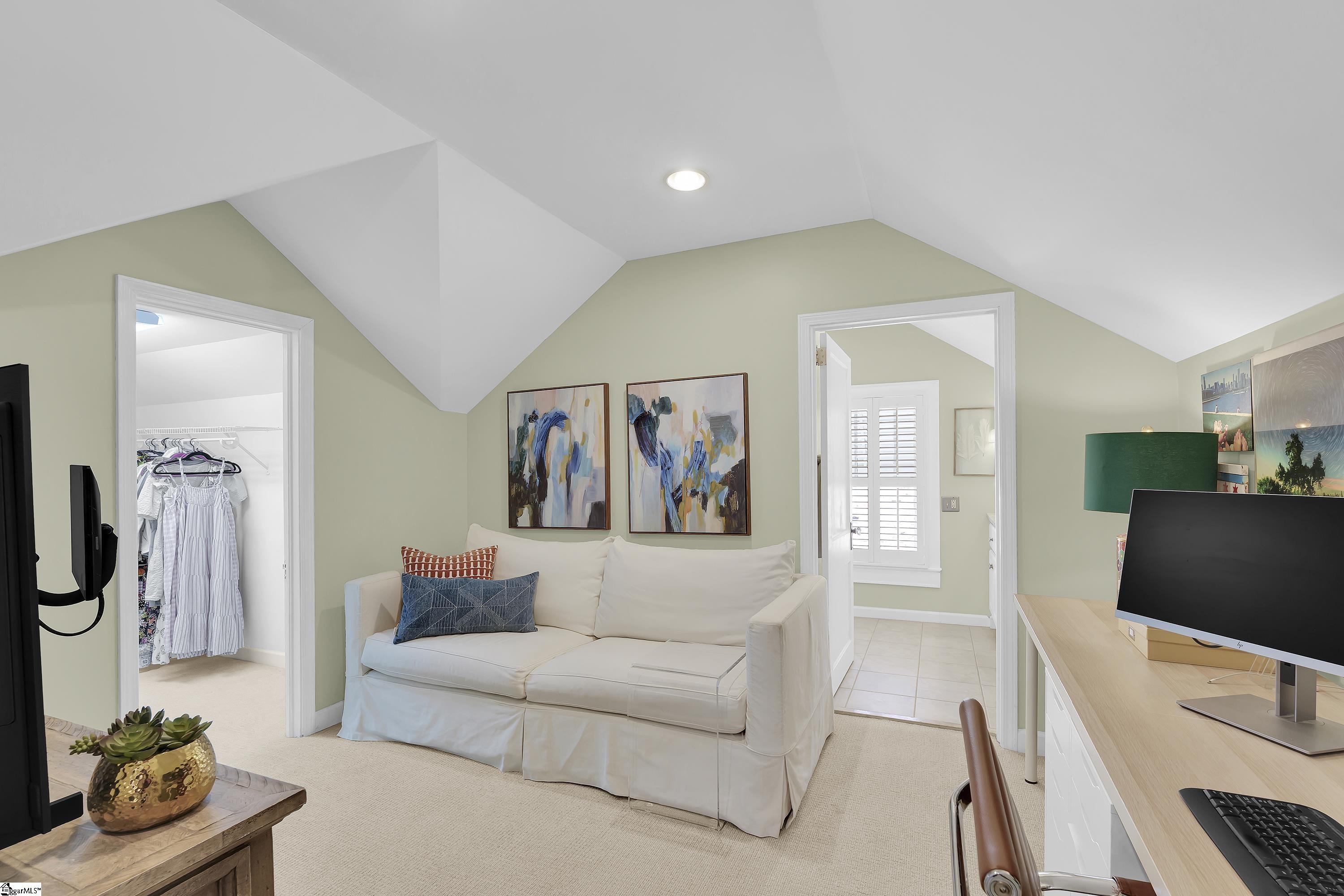 104 Ponce De Leon Drive