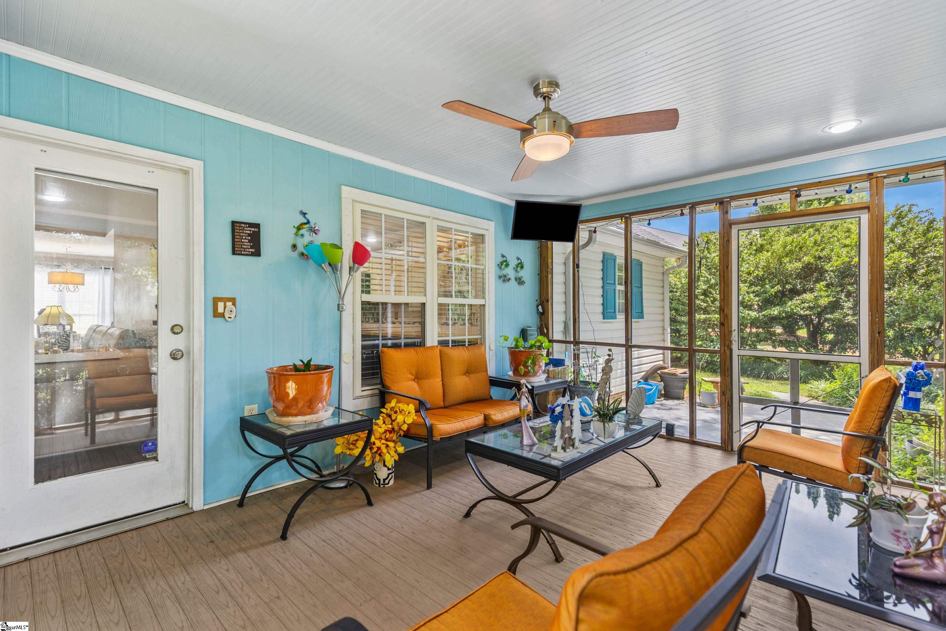 311 N Autumn Crest Place